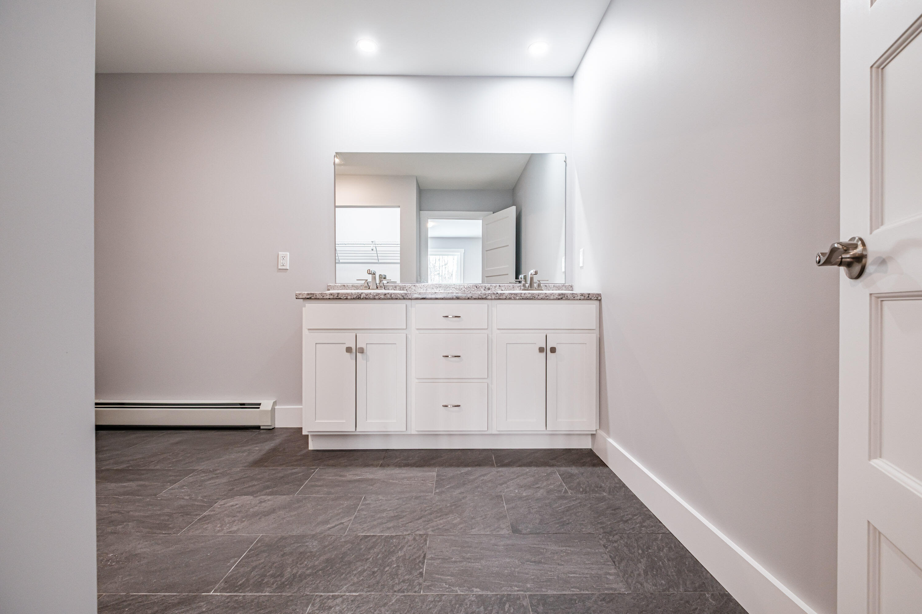 3 Lochview Drive, Lewiston, ME, 04240