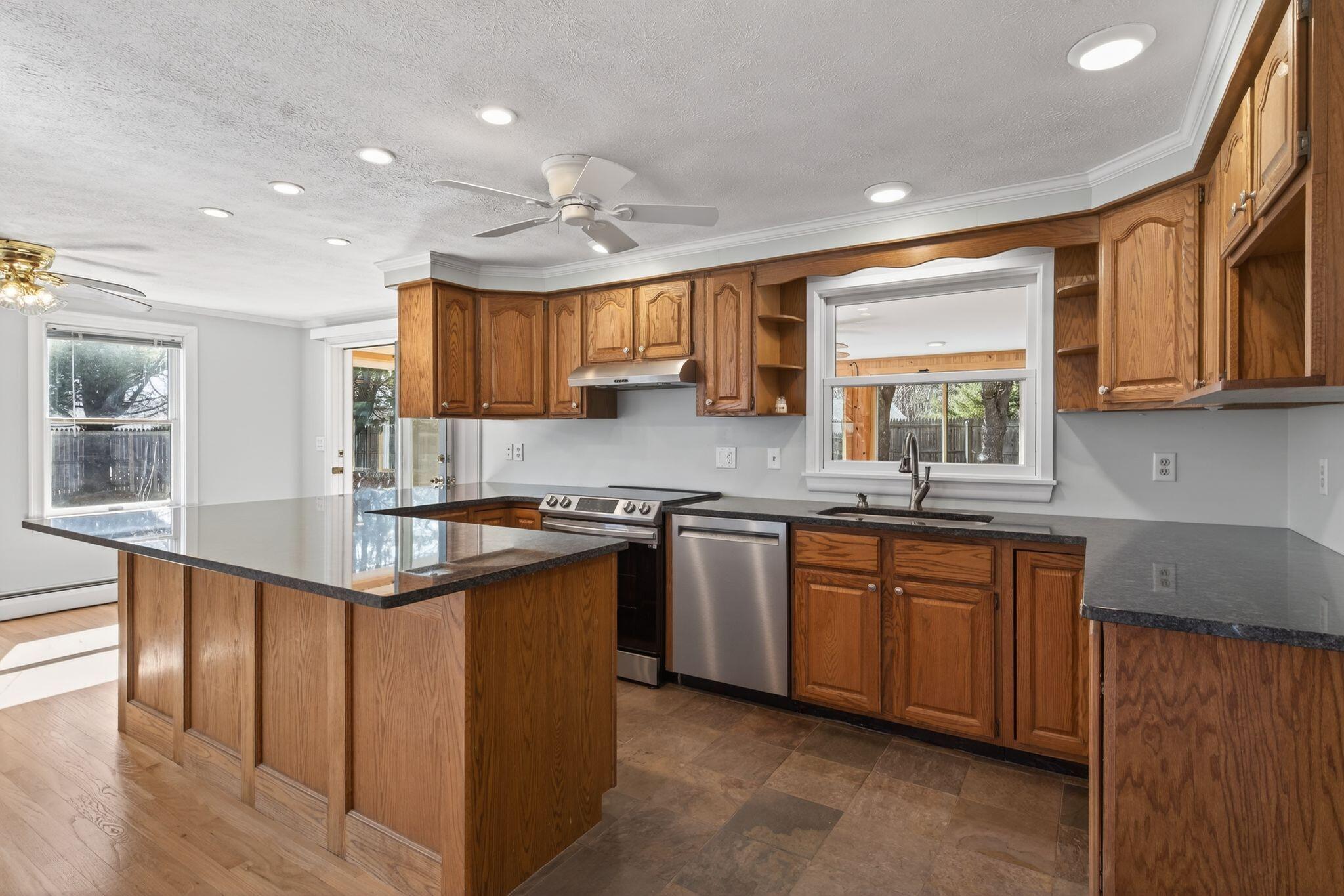 28 Coggeshall Lane, Wells, ME, 04090