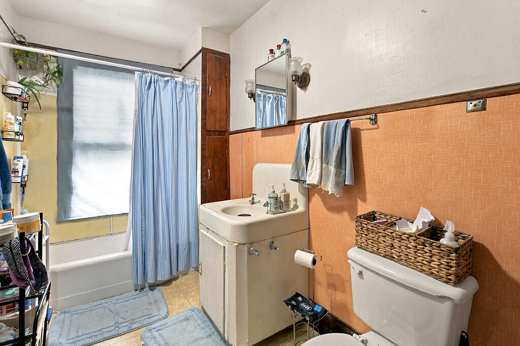 12 & 14 Boothby Street, Waterville, ME 04901 94_BP5A5641_DxO_mls