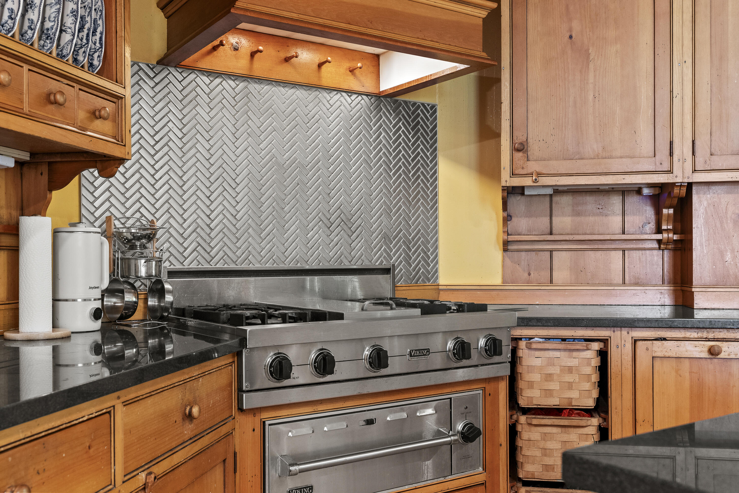 298 Ocean Avenue, Kennebunkport, ME, 04046