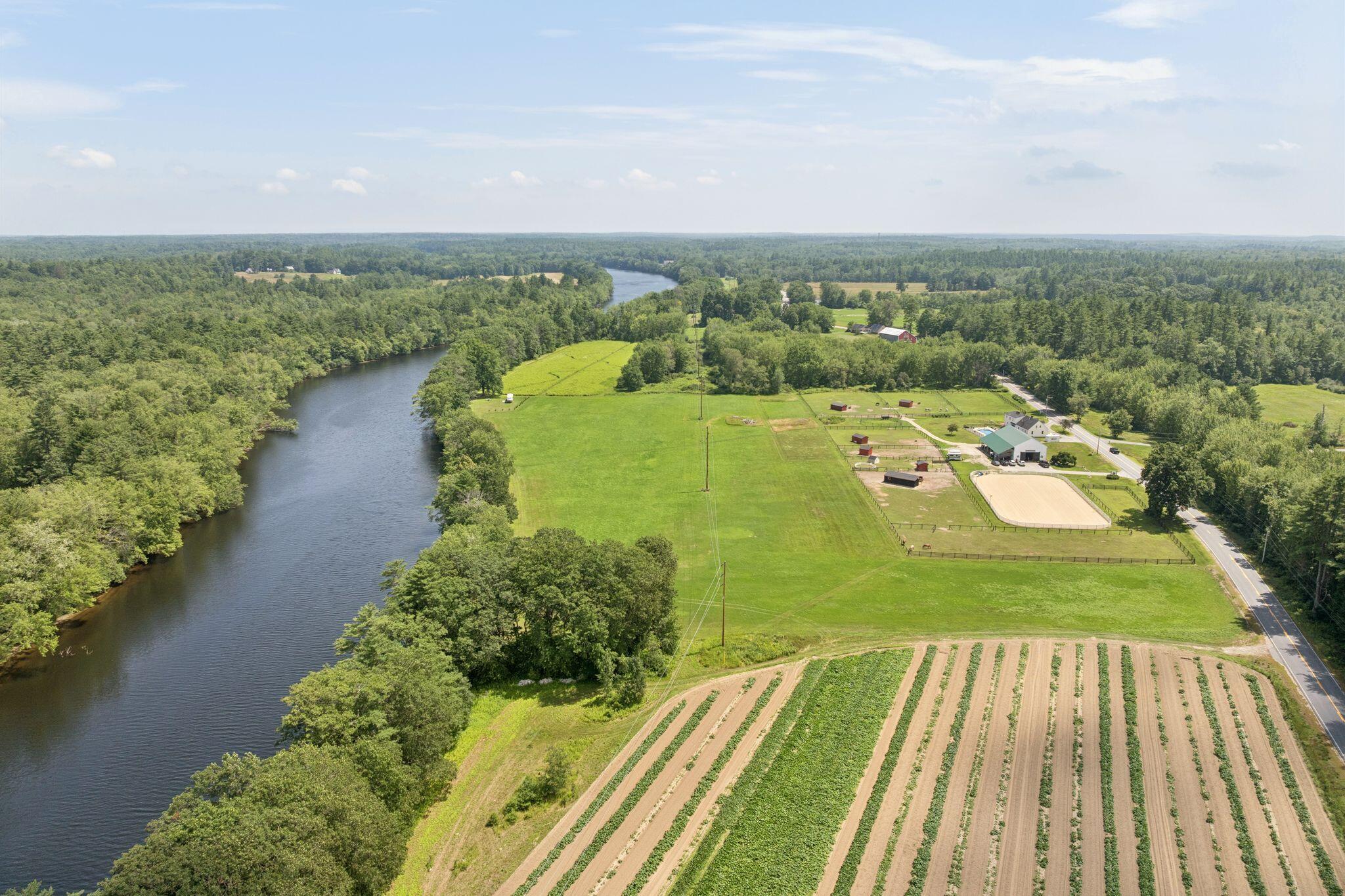 305 River Road, Hollis, ME, 04042