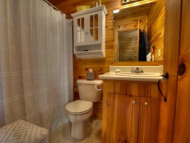 53 Barker Mountain Road, Newry, ME, 04261