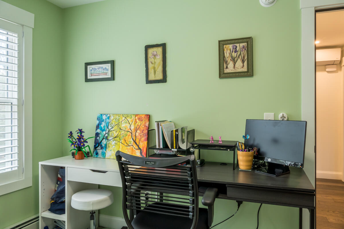 33 Eastfield Drive, Gray, ME, 04039