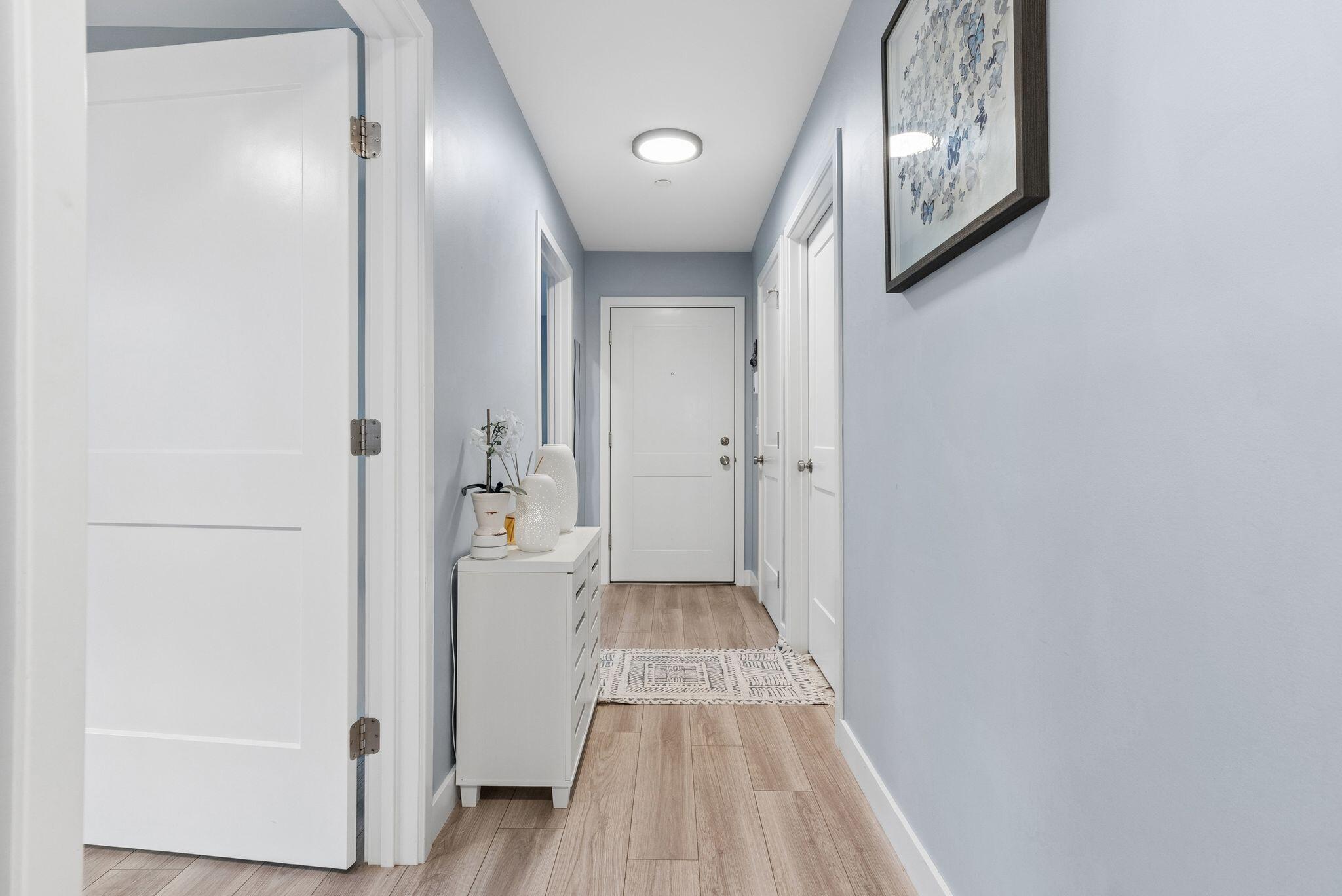 137 Scarborough Downs Road, #220, Scarborough, ME 04074 Entryway