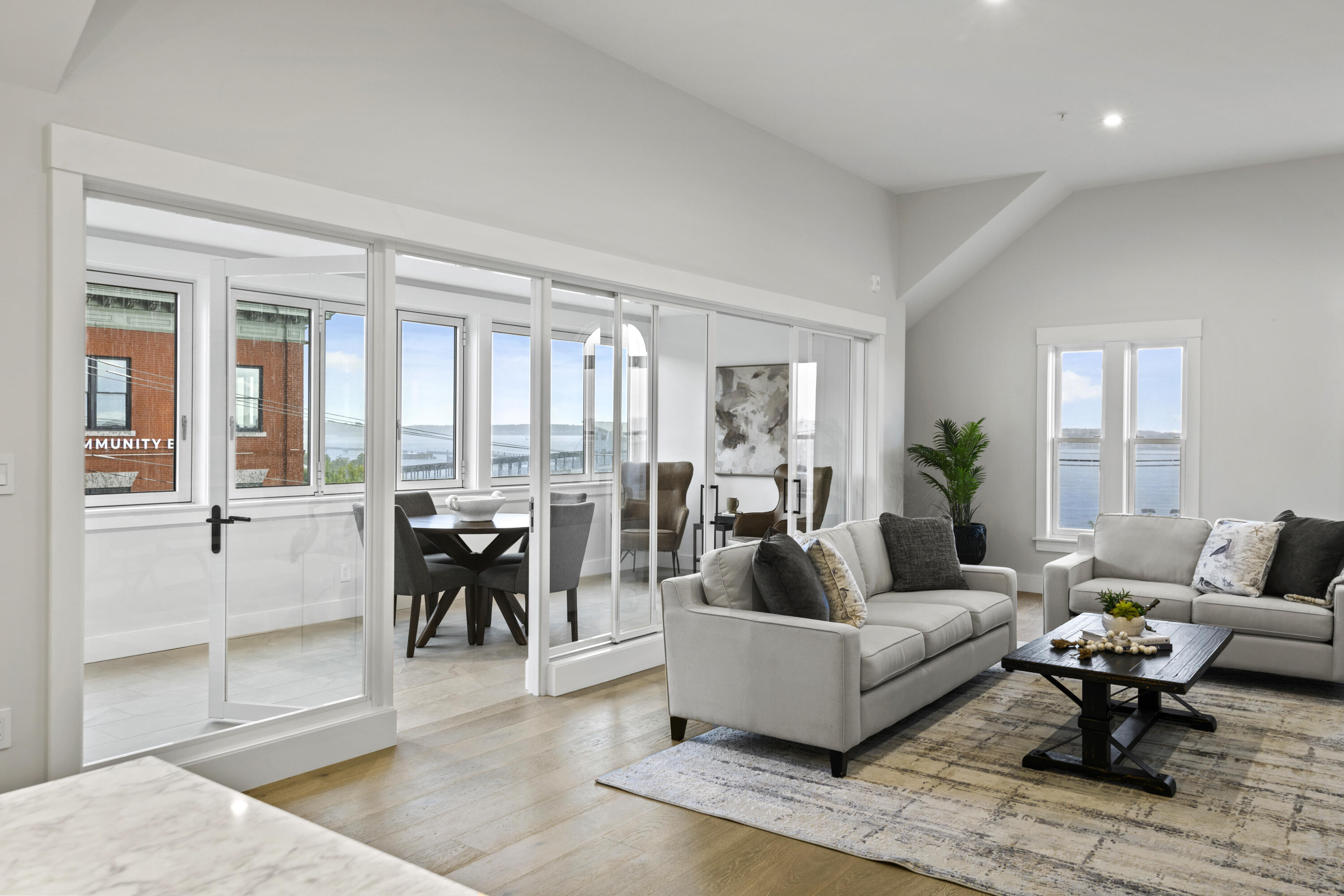 2 India Street UNIT 4, Portland, ME, 04101