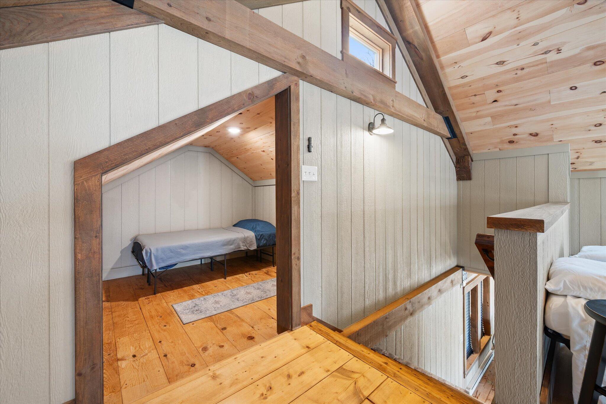 17 Hopkins Lane, Verona Island, ME, 04416