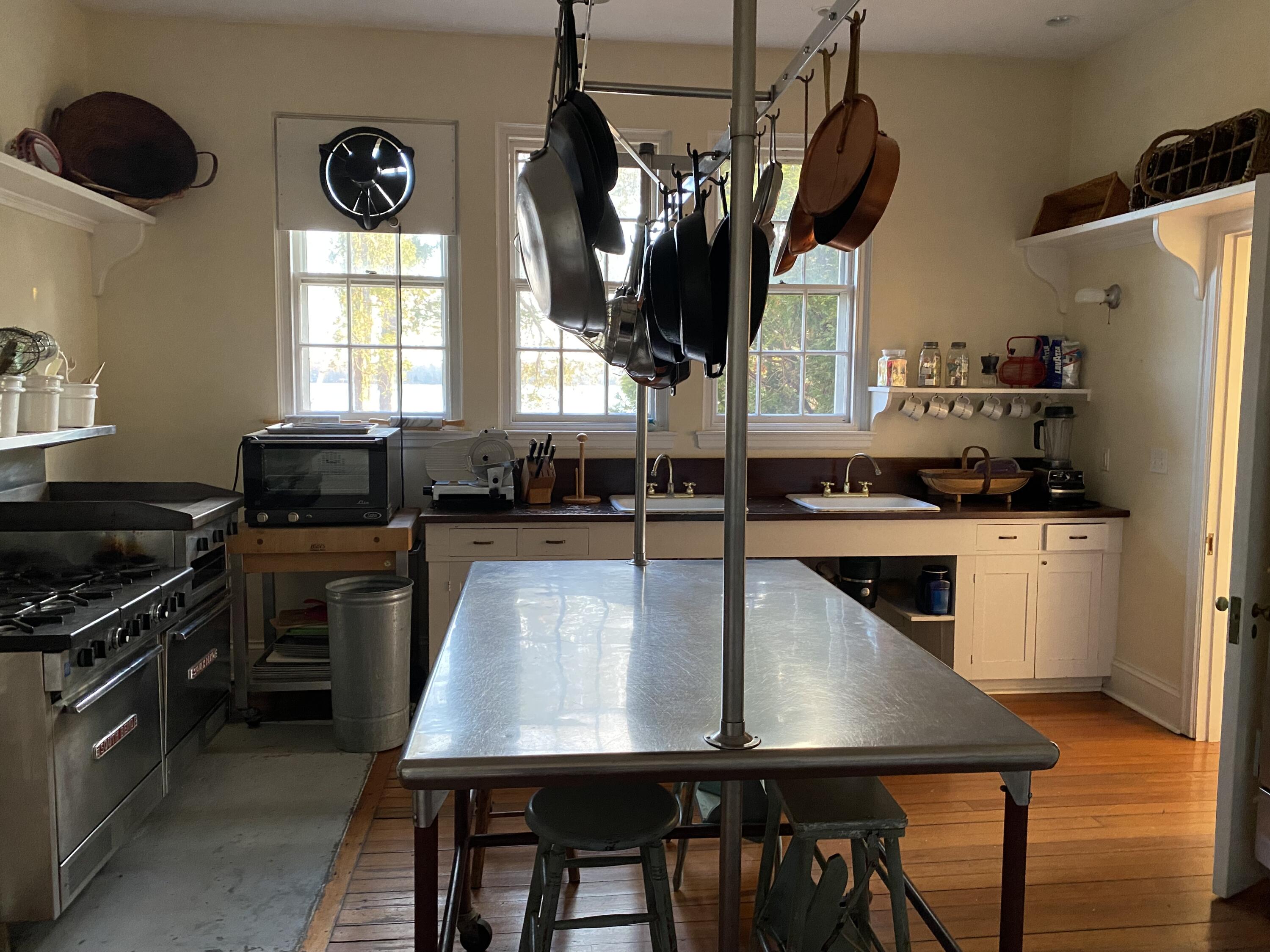 399 Hermit's Point Road, Islesboro, ME, 04848