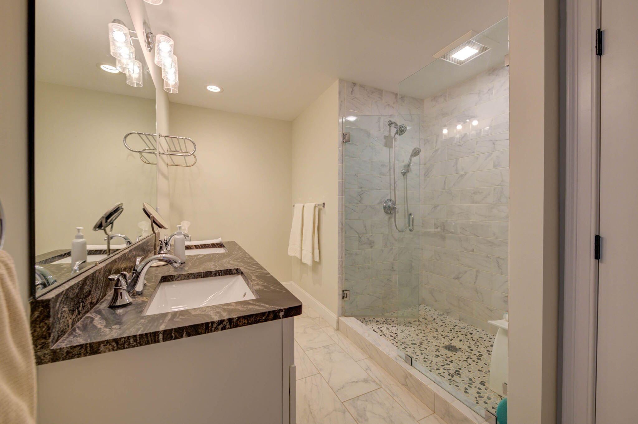 17 Callaway Drive 17