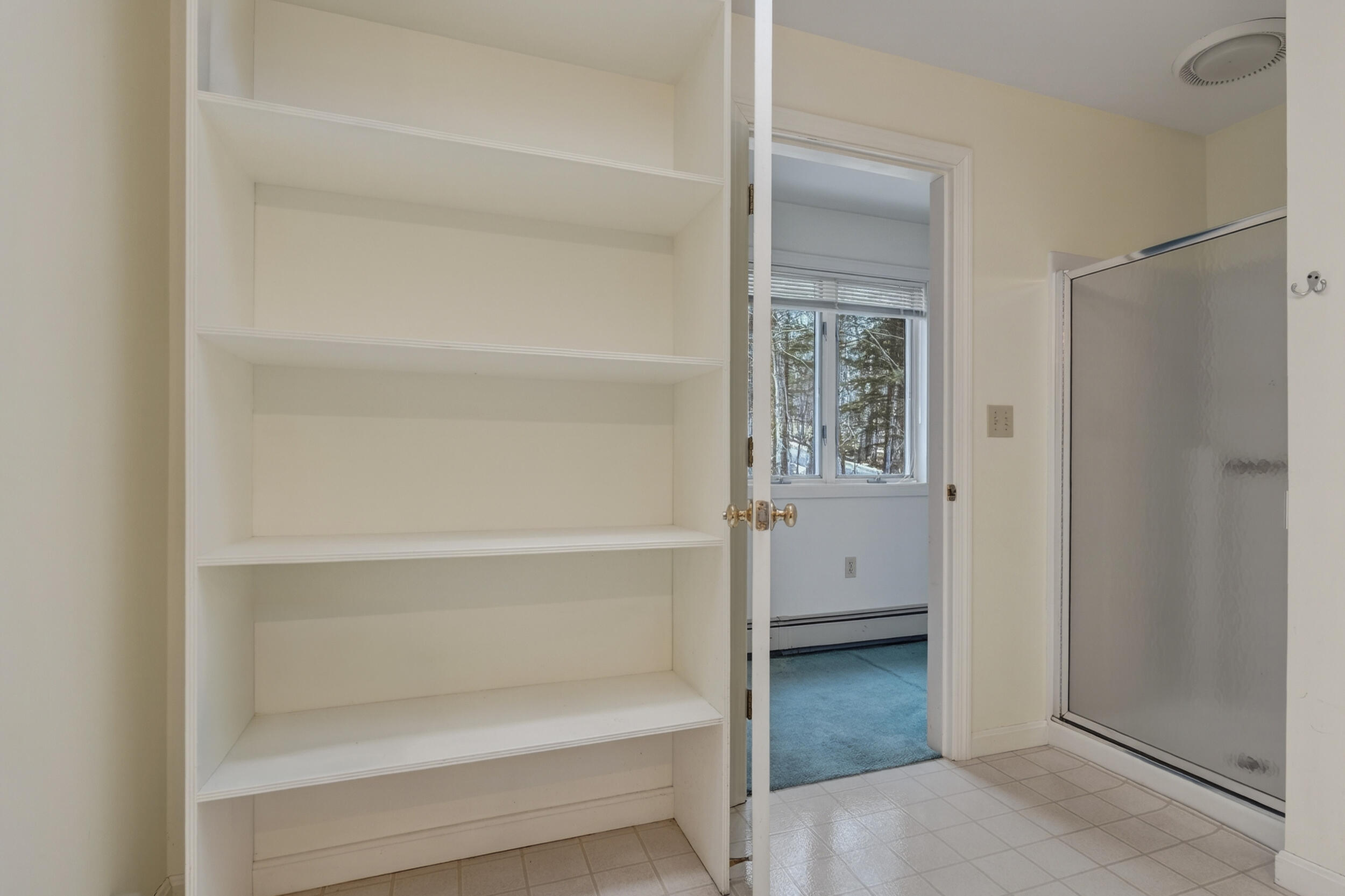 45 E Shore Drive, Harrison, ME, 04040