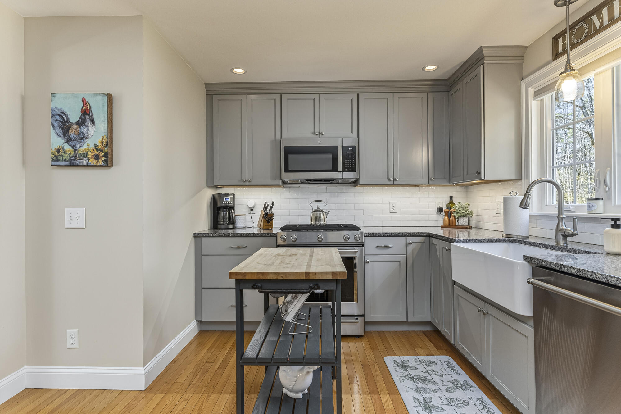 10 Standish Neck Road, Gorham, ME, 04038