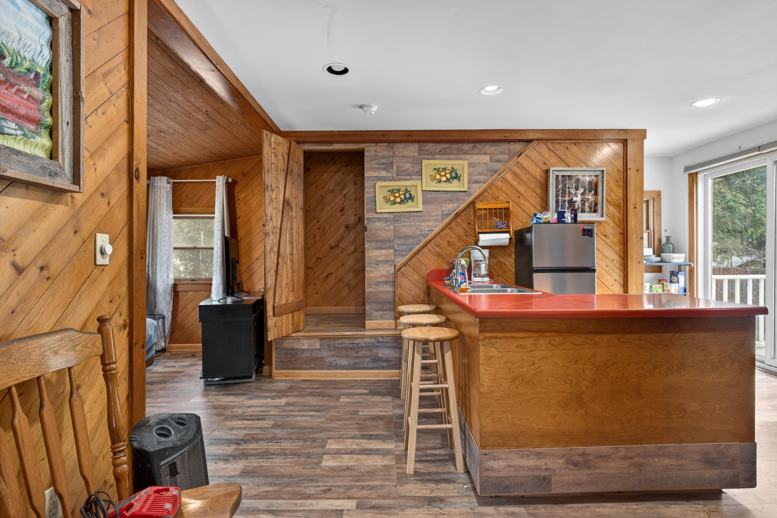 8 Autumn Street, Rockland, ME, 04841