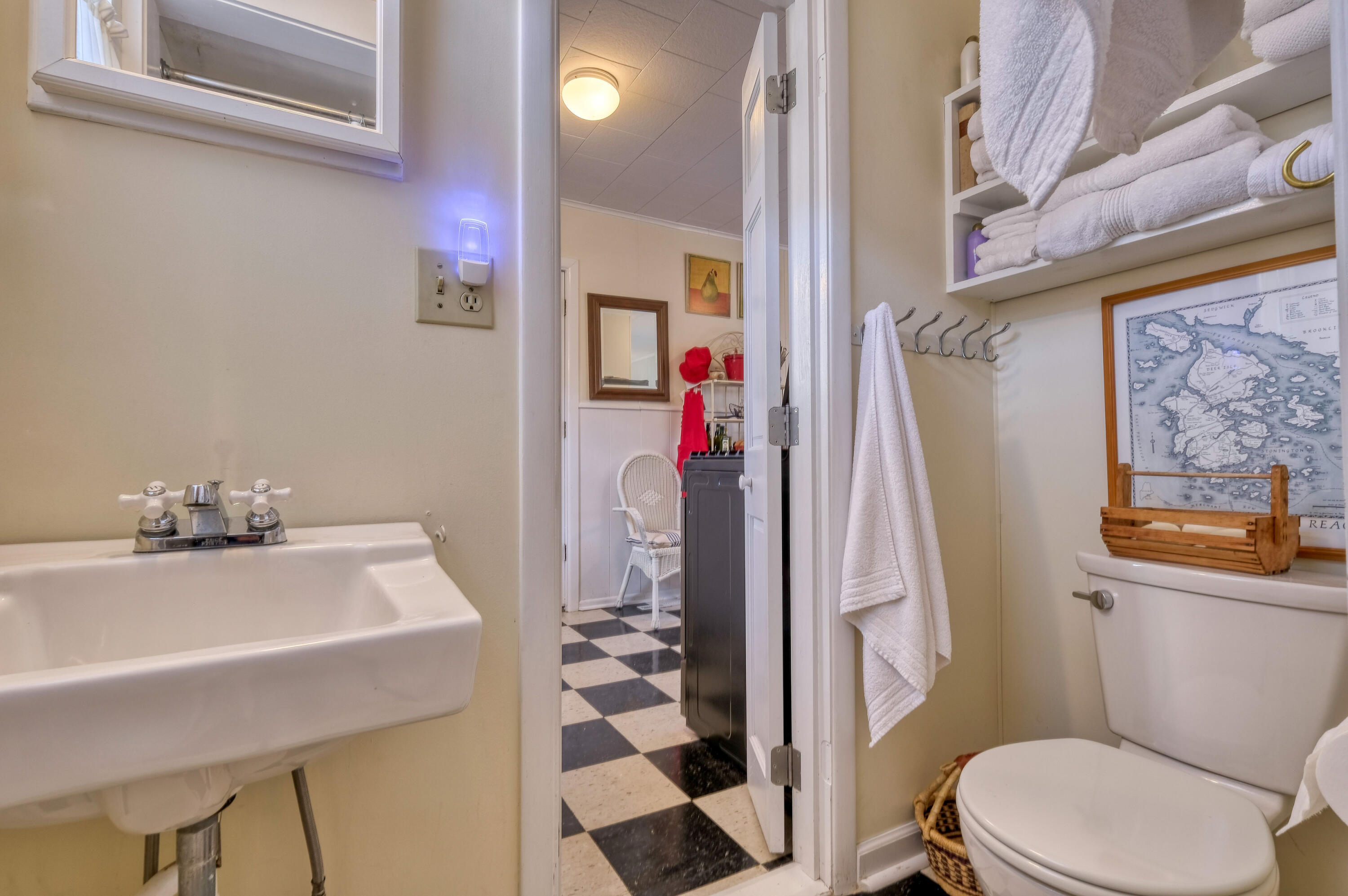 60 Main Street UNIT 1, Stonington, ME, 04681