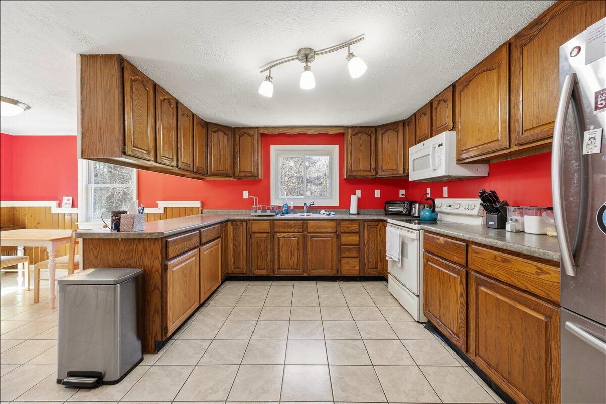 9 Ranwall Avenue, Saco, ME, 04072