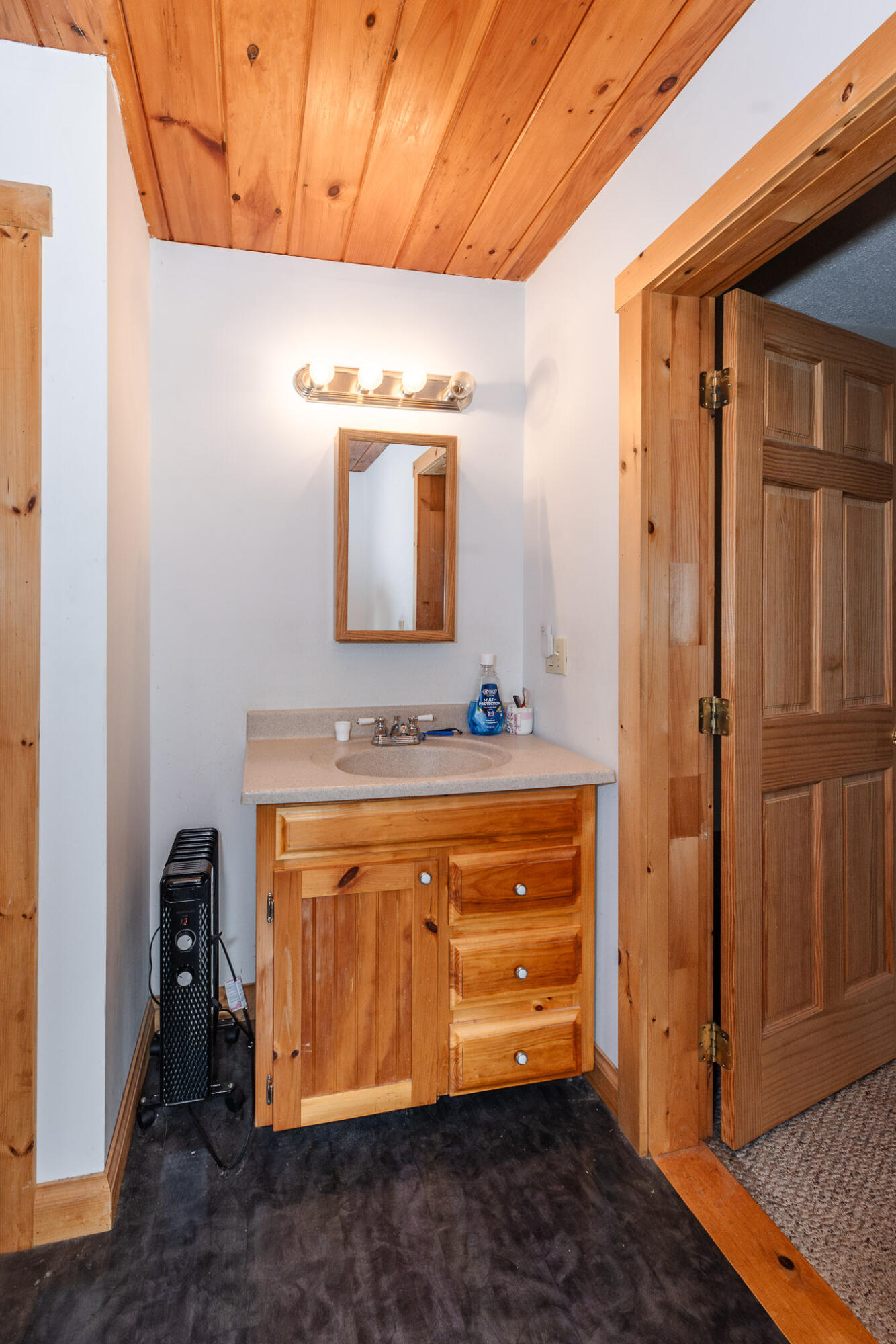 414 Taylor Hill Road, New Vineyard, ME, 04956