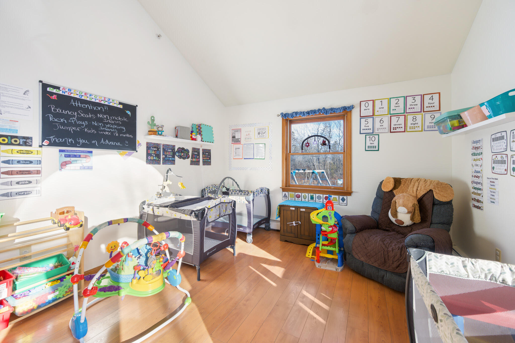 913 Essex Street, Bangor, ME, 04401