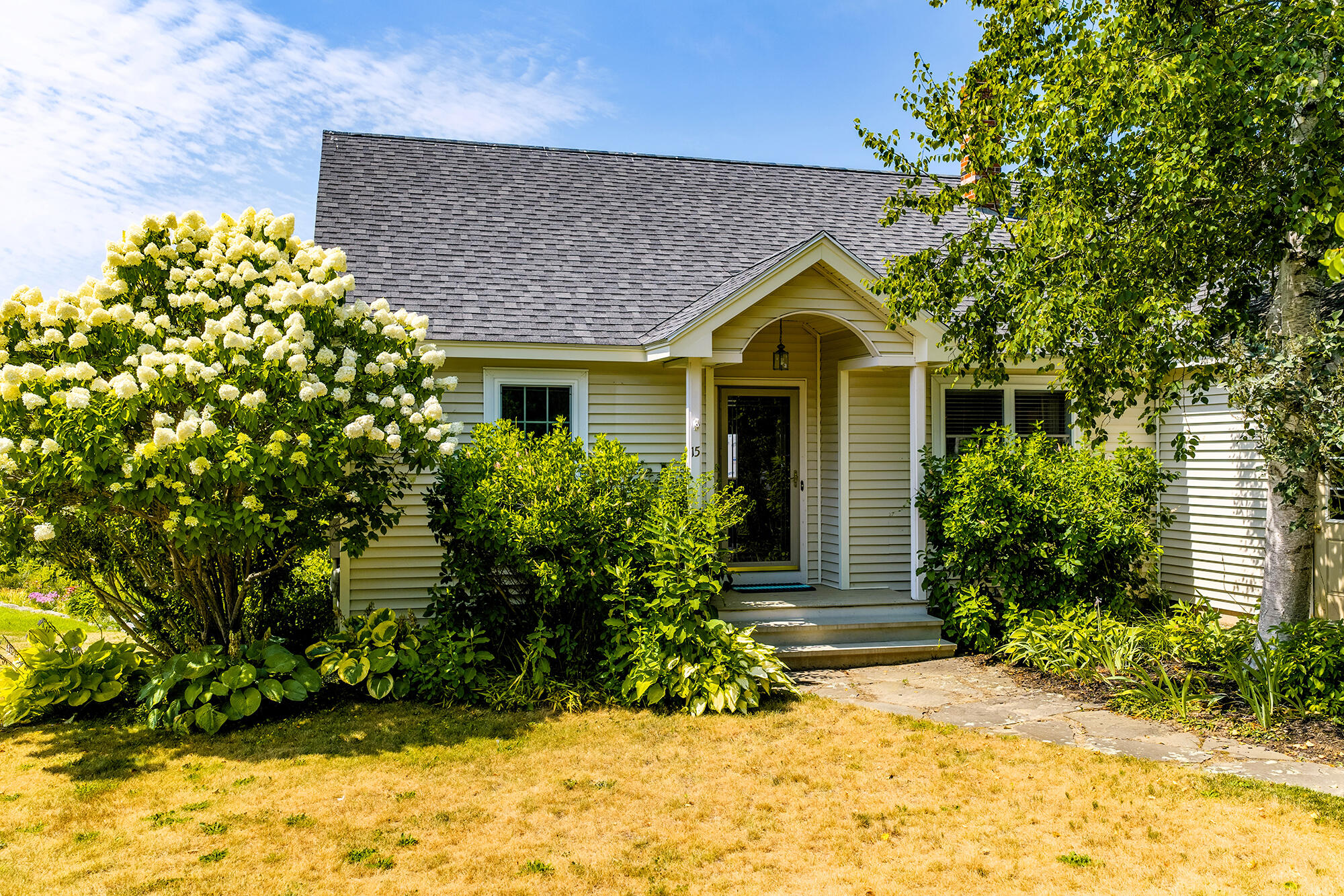Photo of 15 Hawthorne Lane South Thomaston ME 04858