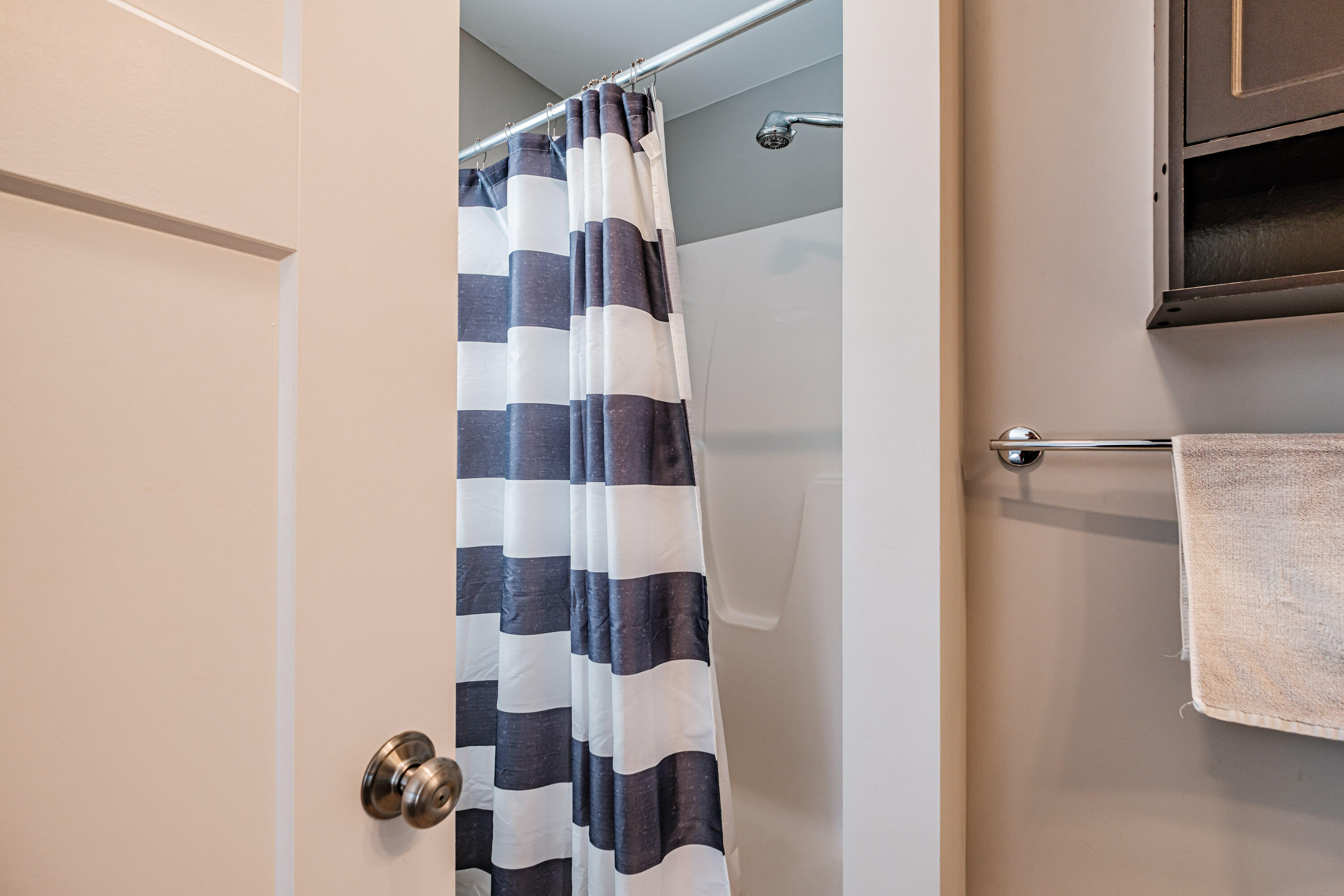 21 Overlook Drive, Norway, ME, 04268