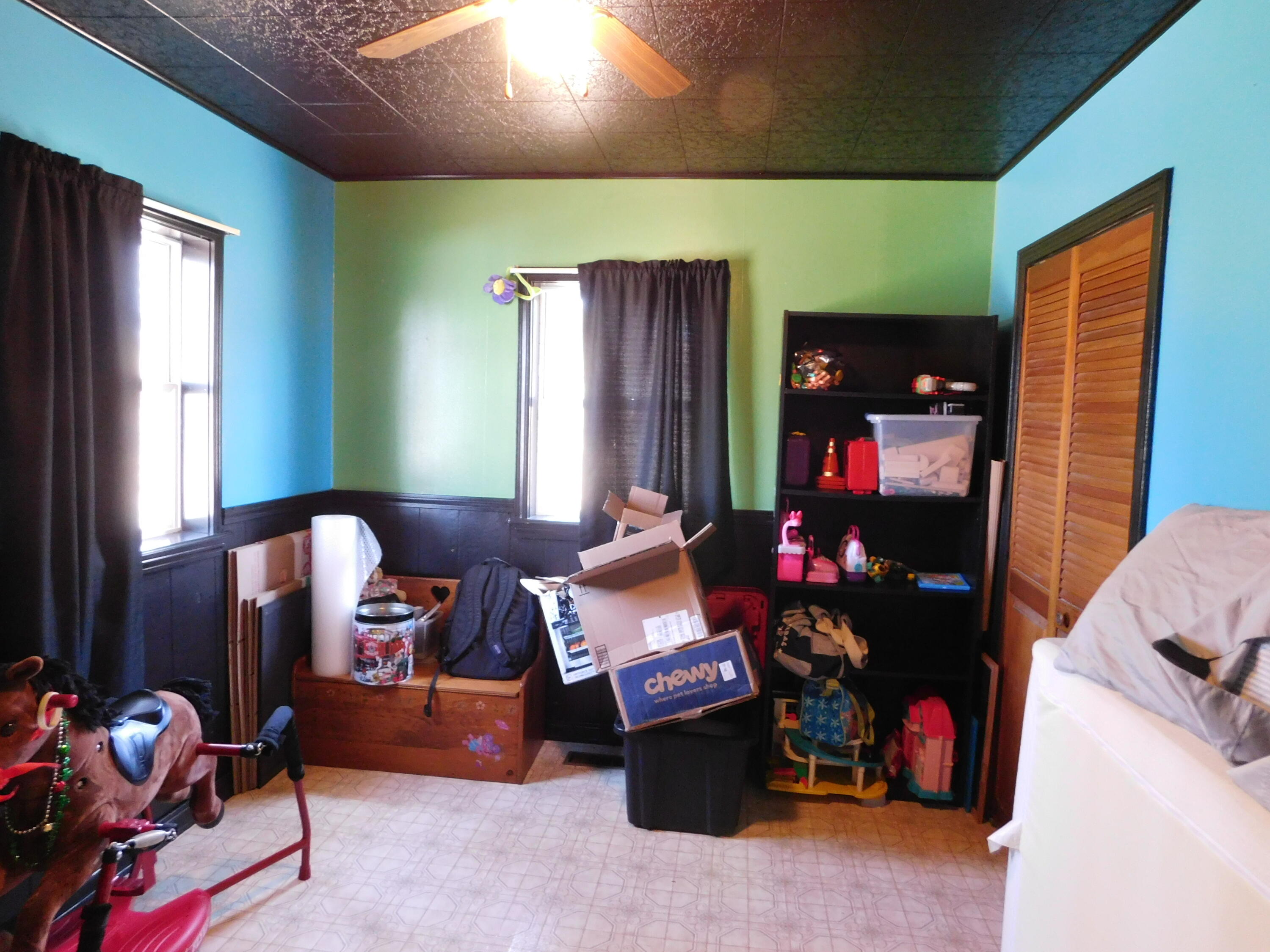 557 Enfield Road, Lincoln, ME, 04457