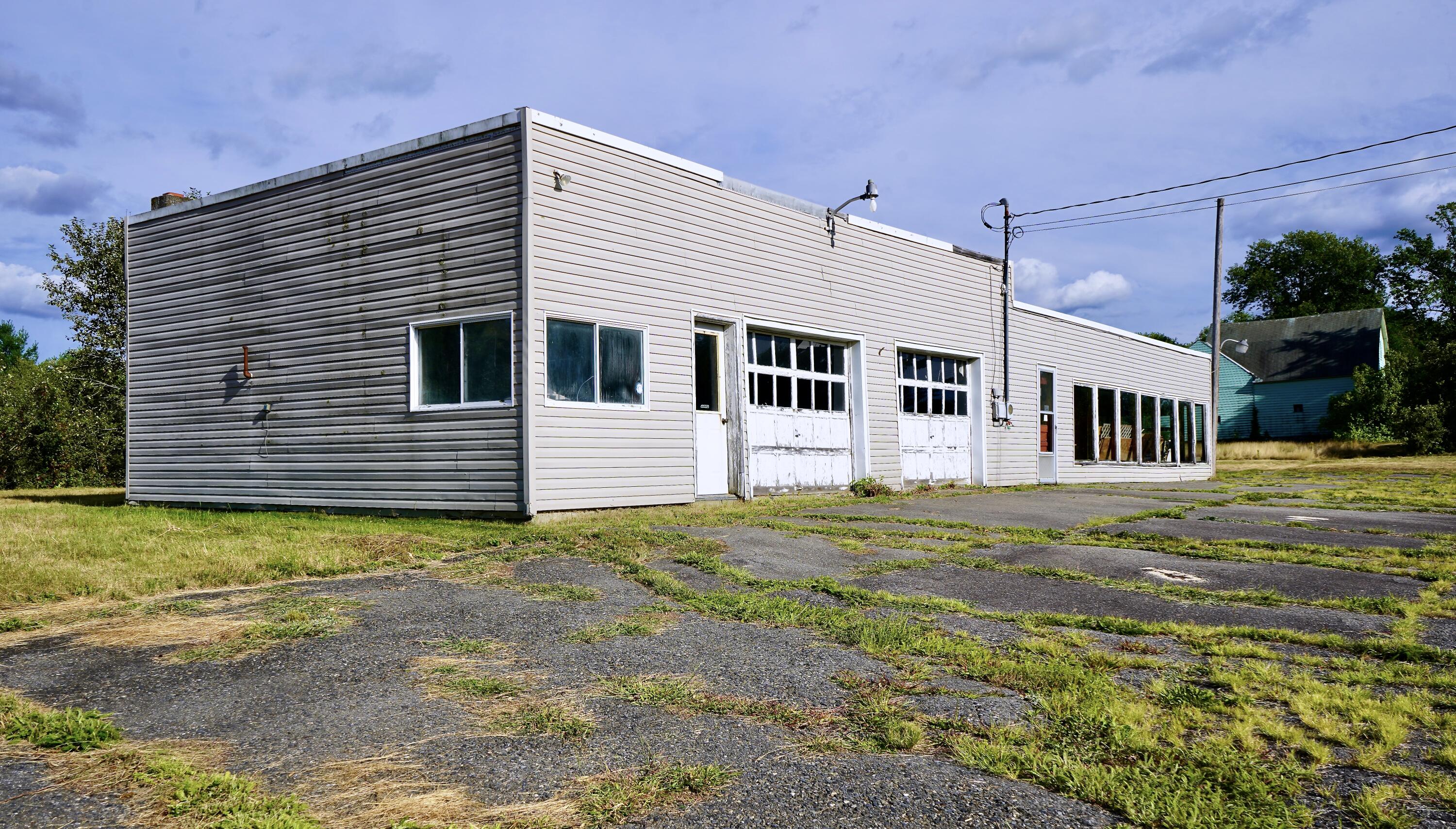 459 Hartland Avenue, Pittsfield, ME, 04967