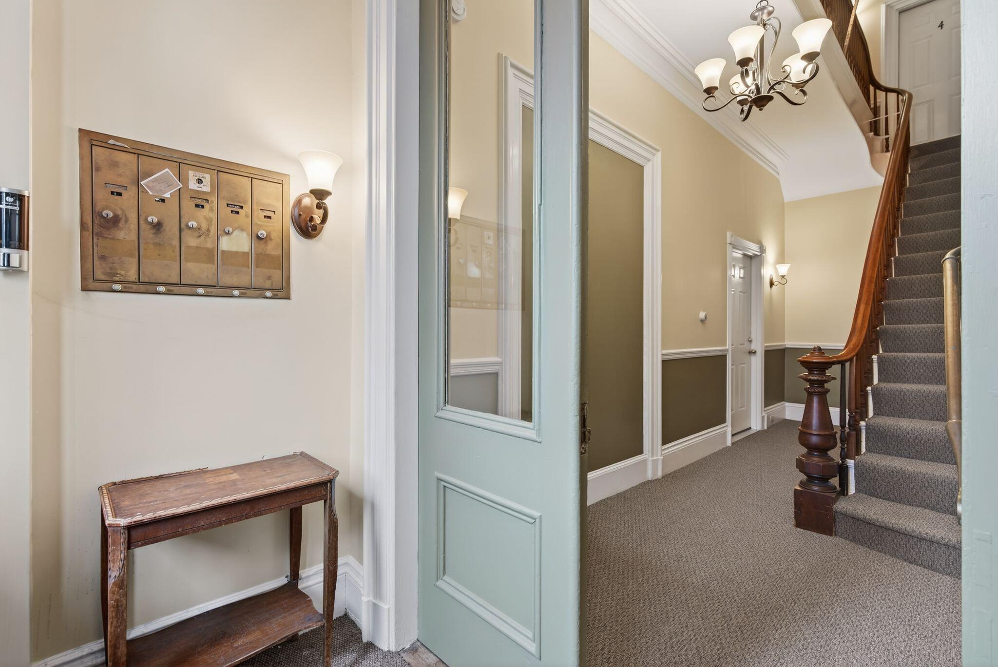 138 Pine Street UNIT 3, Portland, ME, 04102