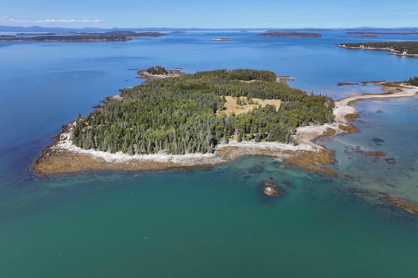 Lot 001 Sheephead Island, Deer Isle, ME, 04627