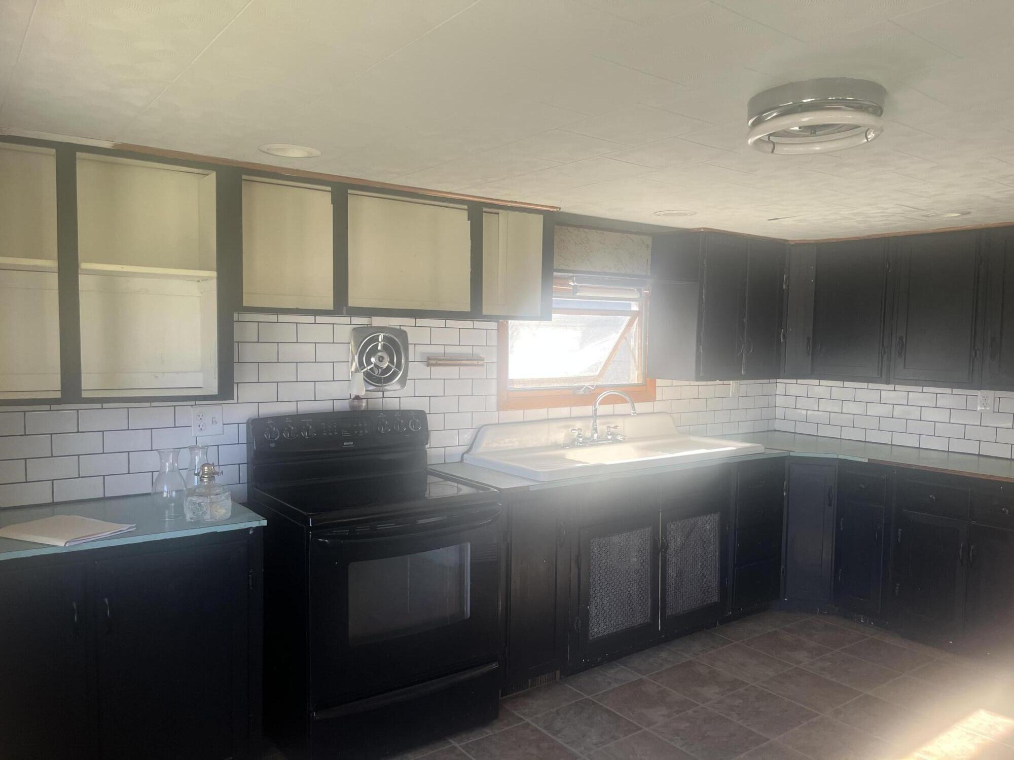 3 Corinth Road, Garland, ME, 04939