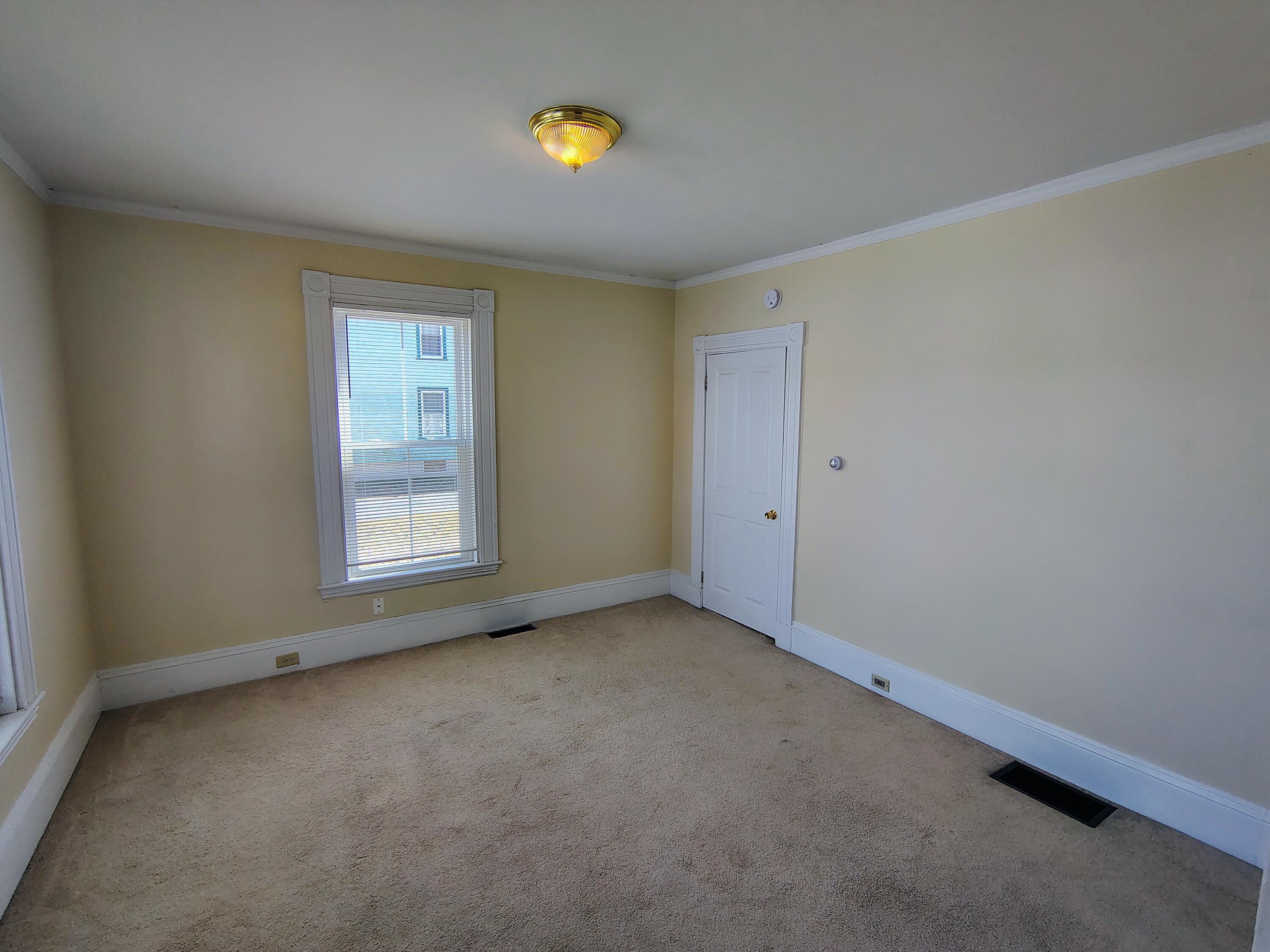 60 West Street, Bangor, ME, 04401