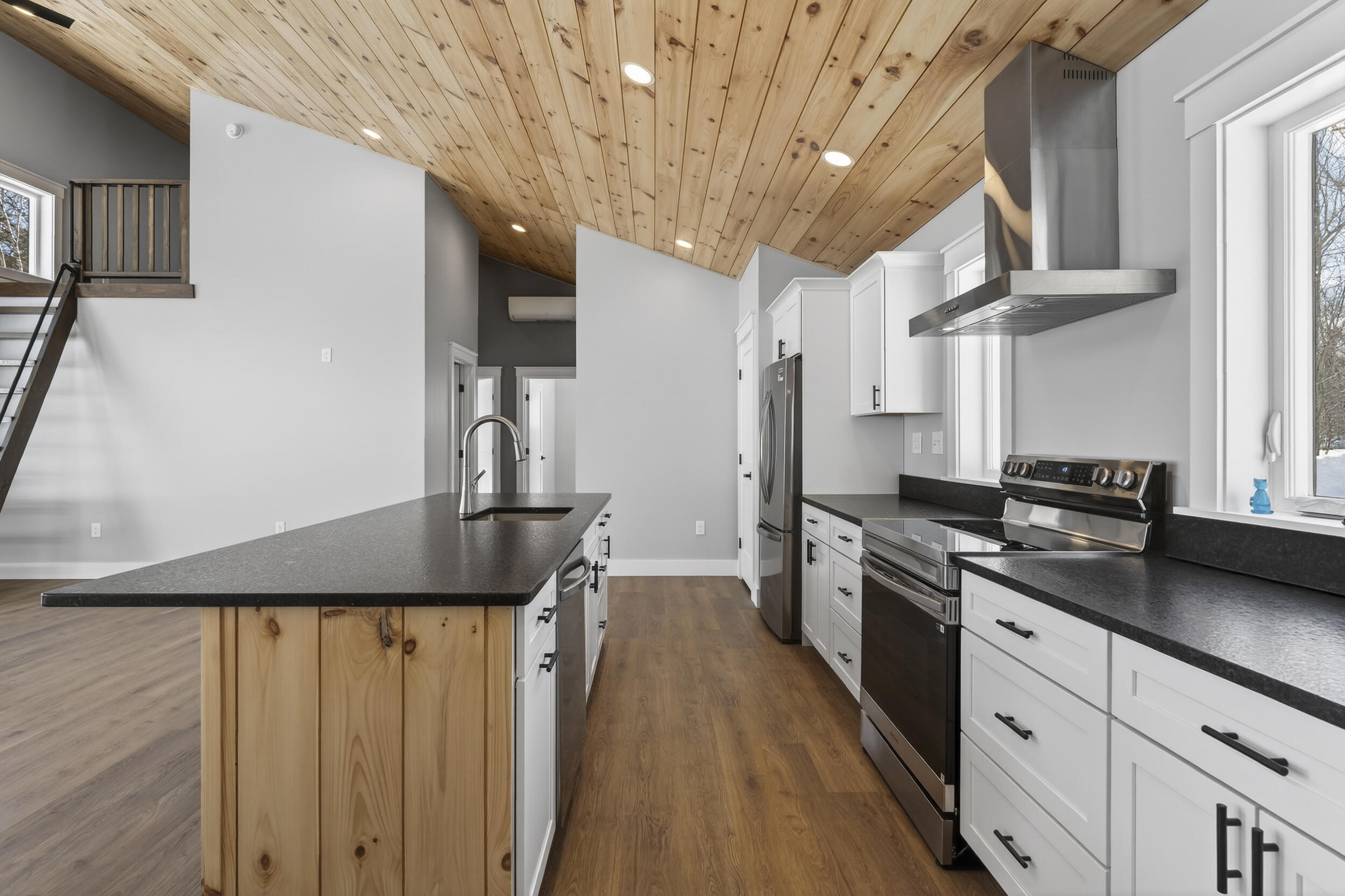 295 Mount Mica Road, Paris, ME, 04281