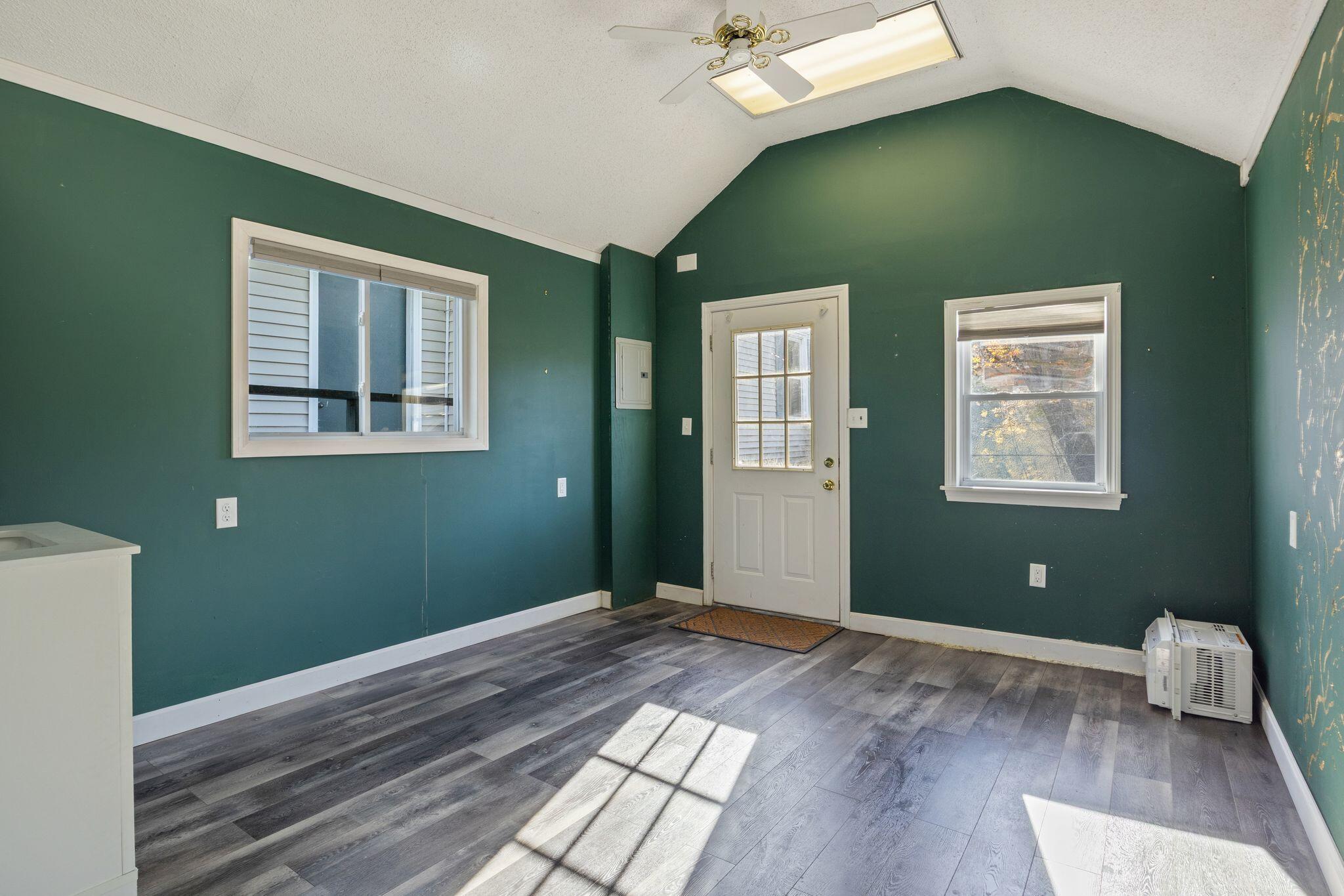 10 Elm Street, Gorham, ME, 04038