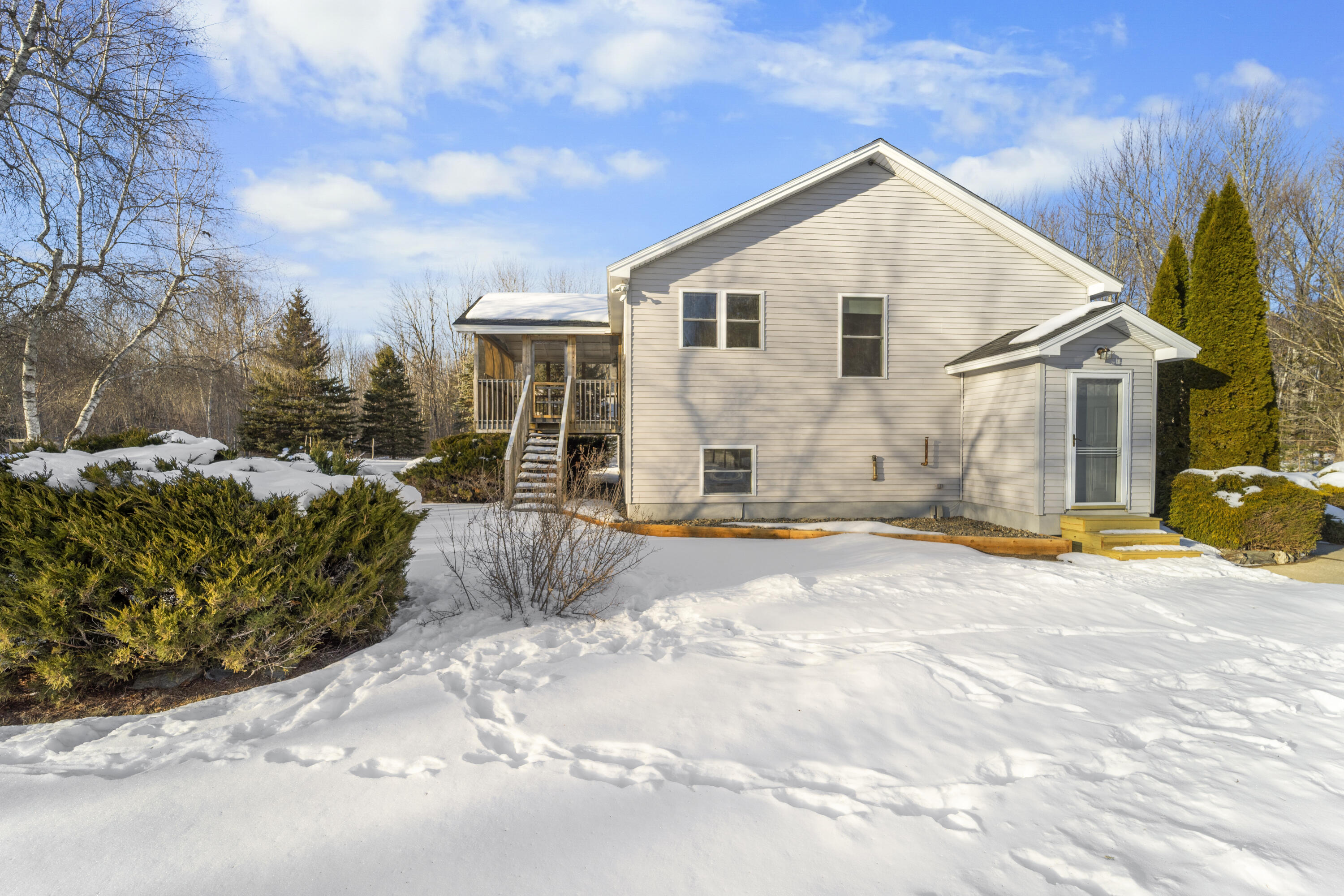 50 Emerald Drive, Hampden, ME, 04444