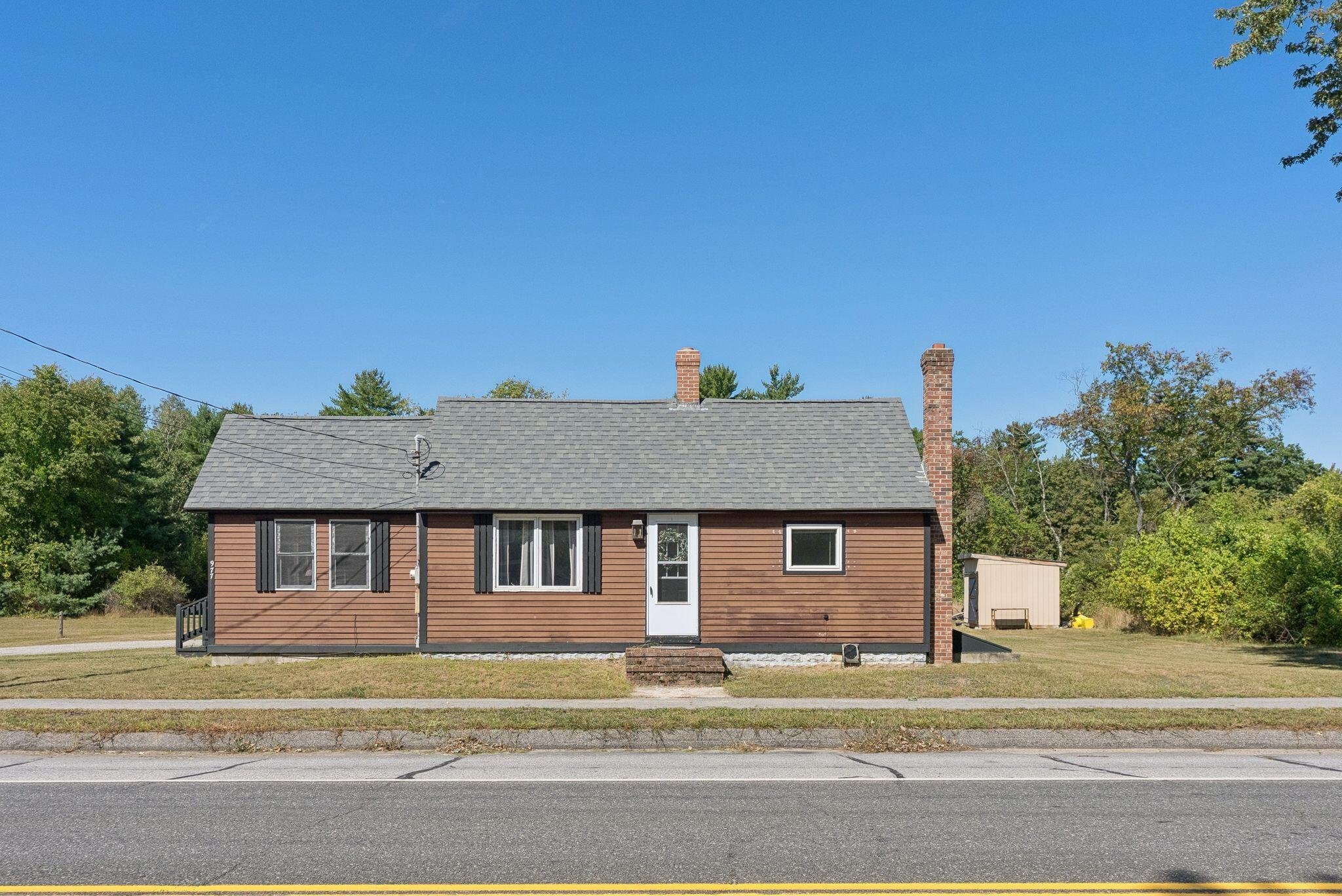 Photo of 977 Main Street Waterboro ME 04087