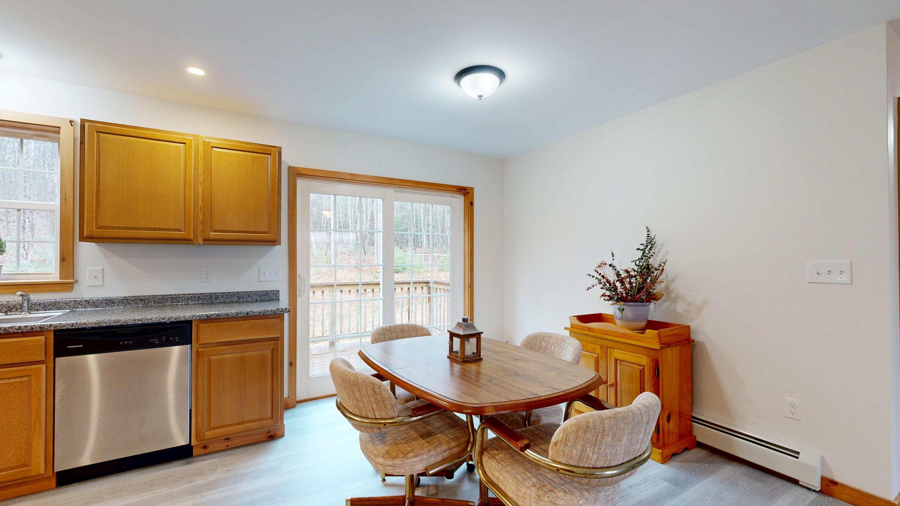 568 Quaker Ridge Road, Greene, ME, 04236