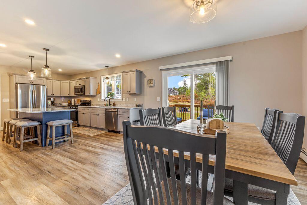 11 Estes Drive, Standish, ME, 04085