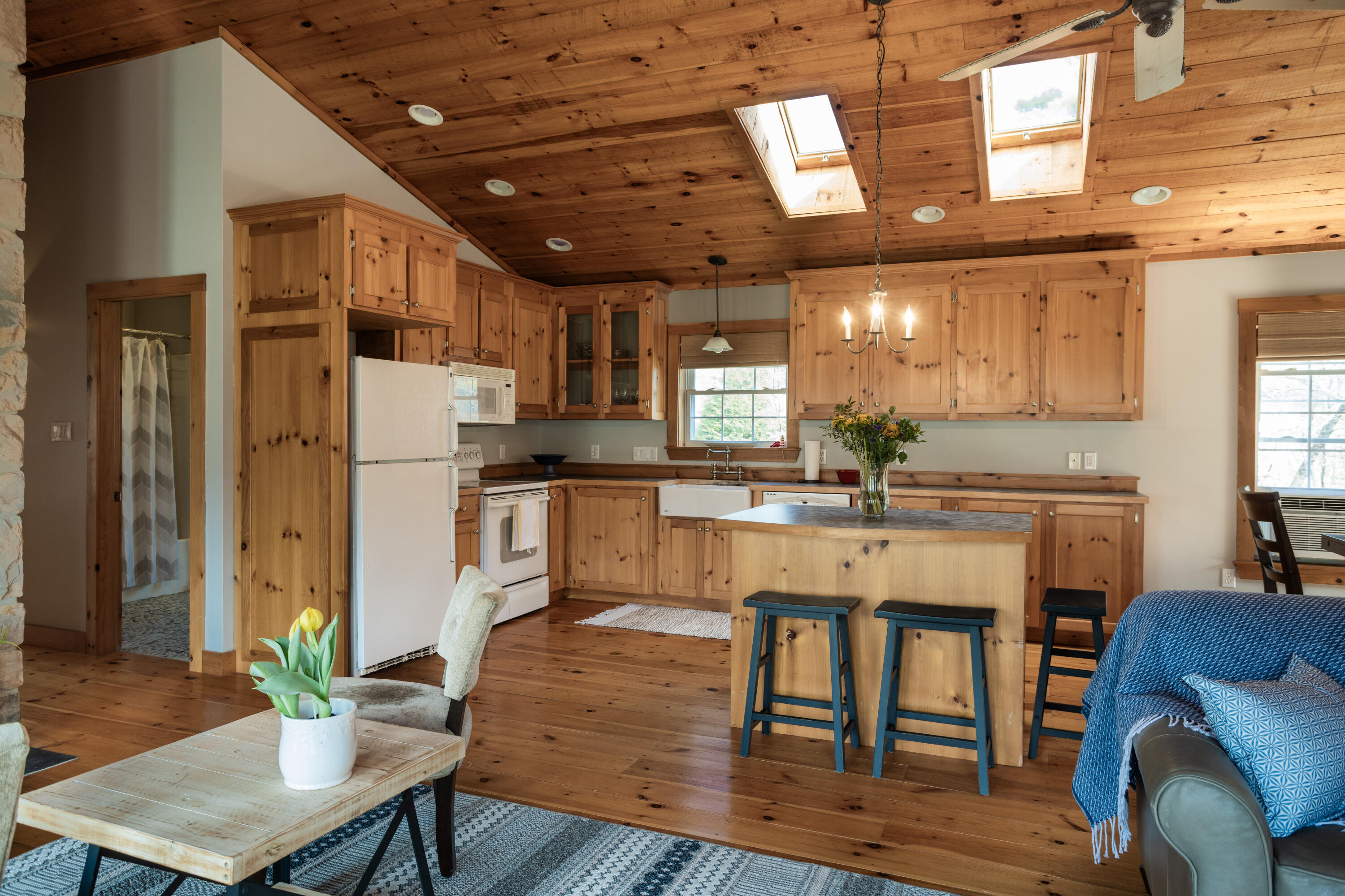 16 Fort Hill Ext Avenue, York, ME, 03909