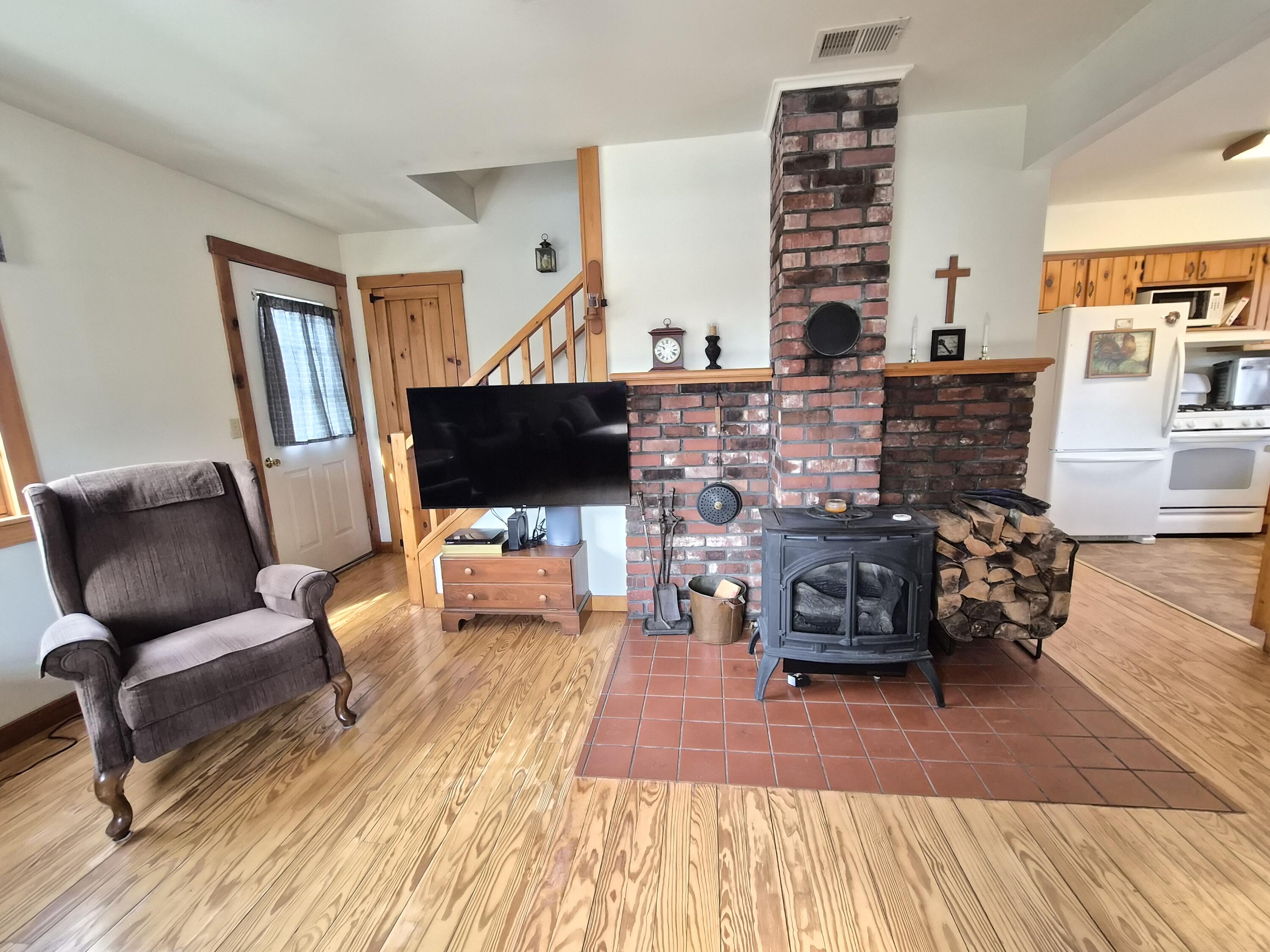 579 Federal Row, Industry, ME, 04938