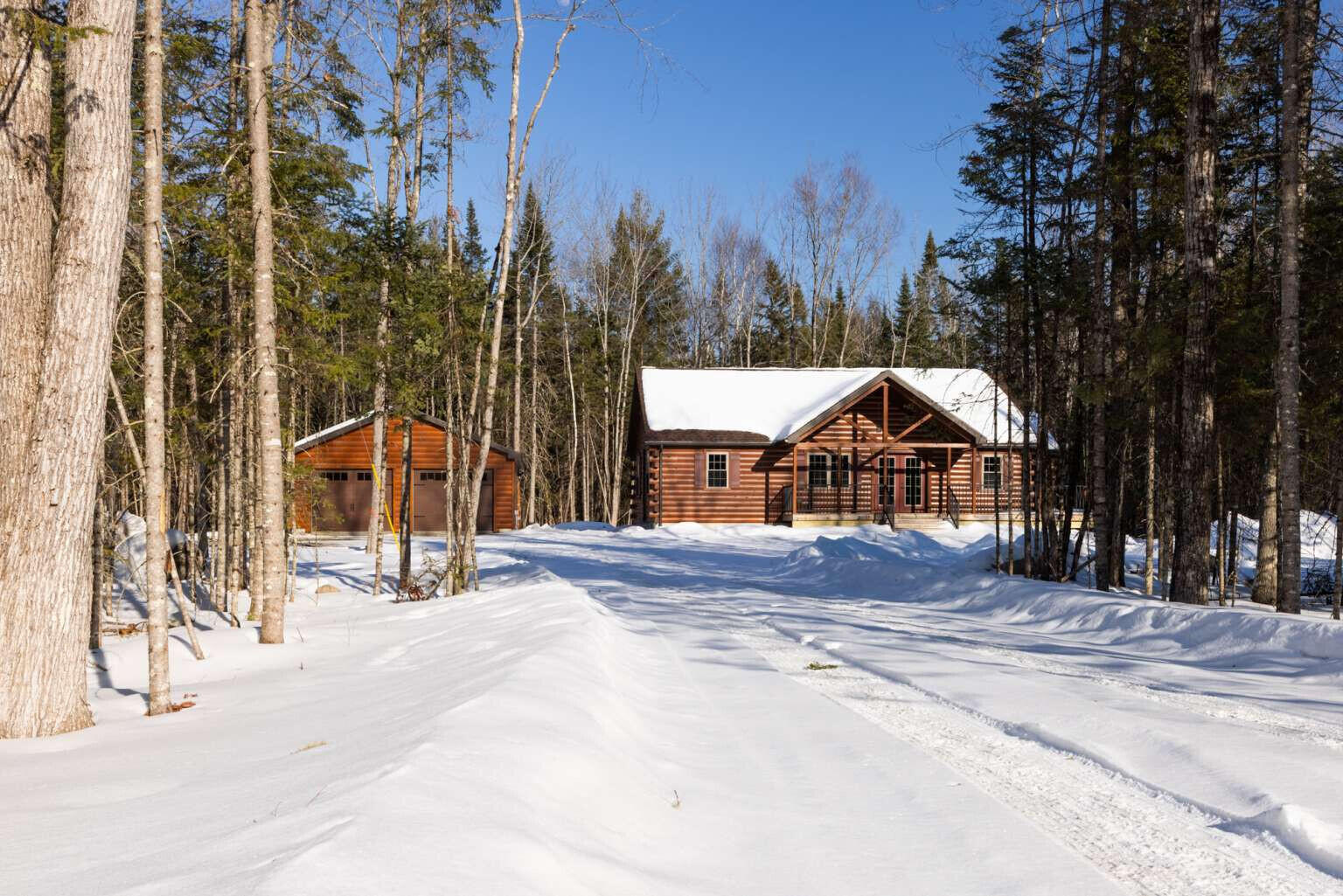 28 Sunrise Drive, Newport, ME, 01111