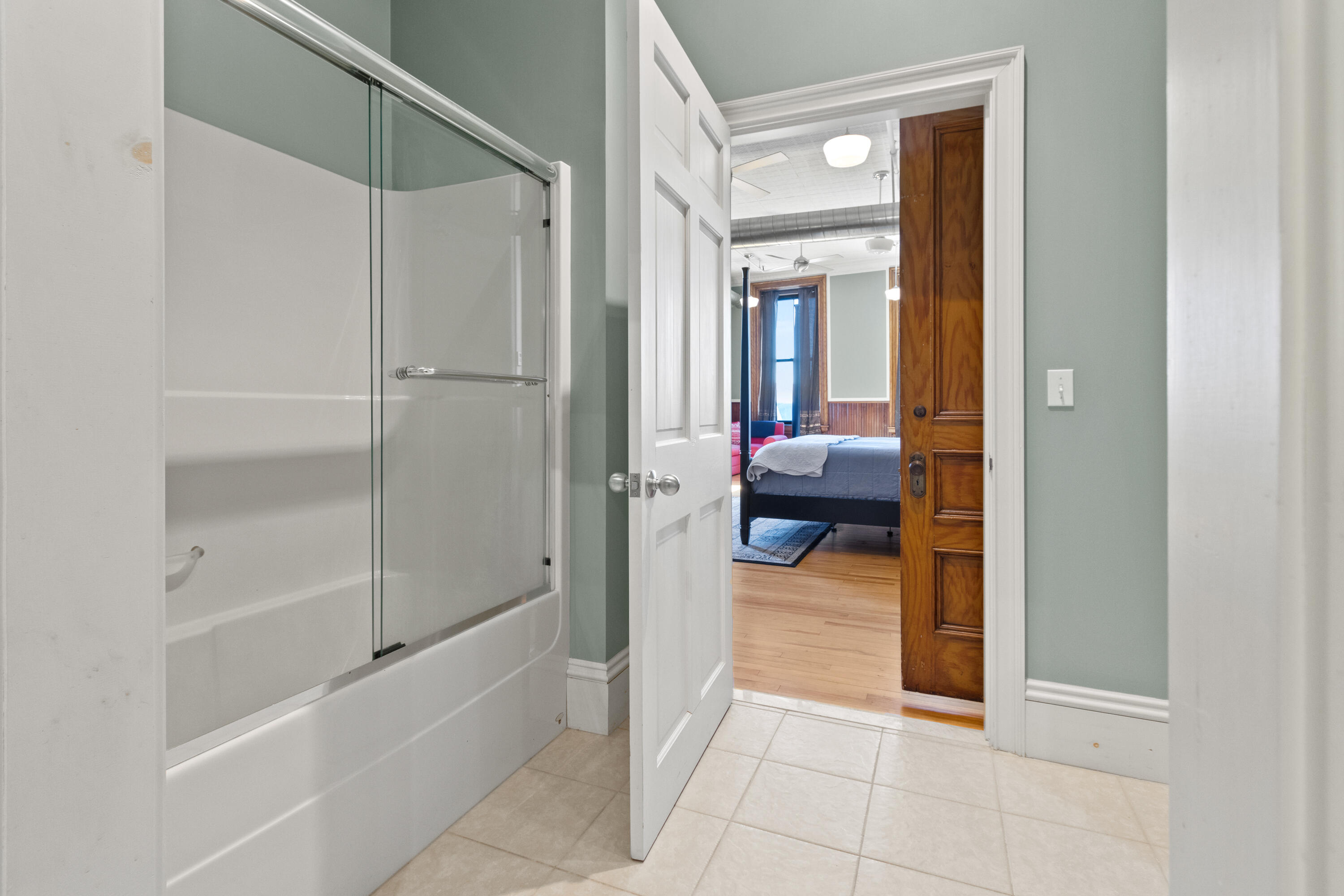 49 Lisbon Street UNIT 2, Lewiston, ME, 04240