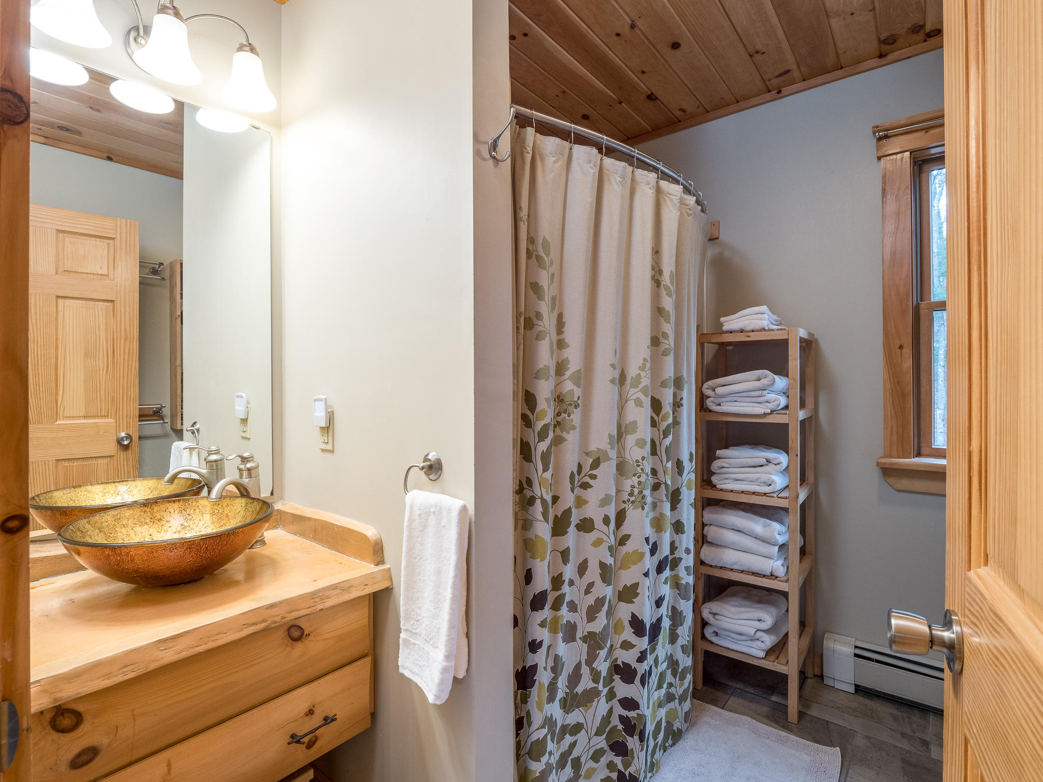 84 Valley View Drive, Newry, ME, 04261
