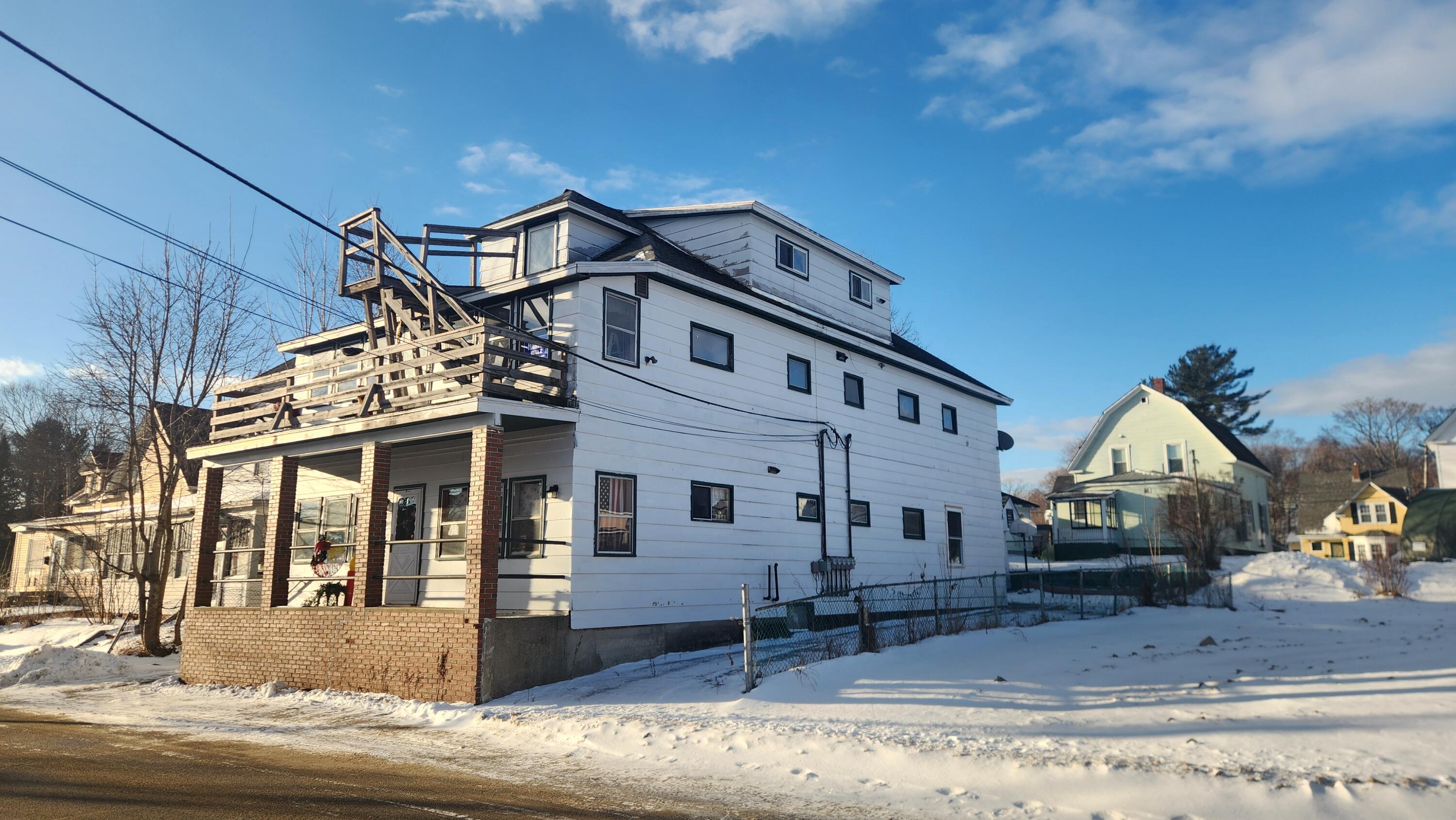 97 Penobscot Avenue, Millinocket, ME, 04462