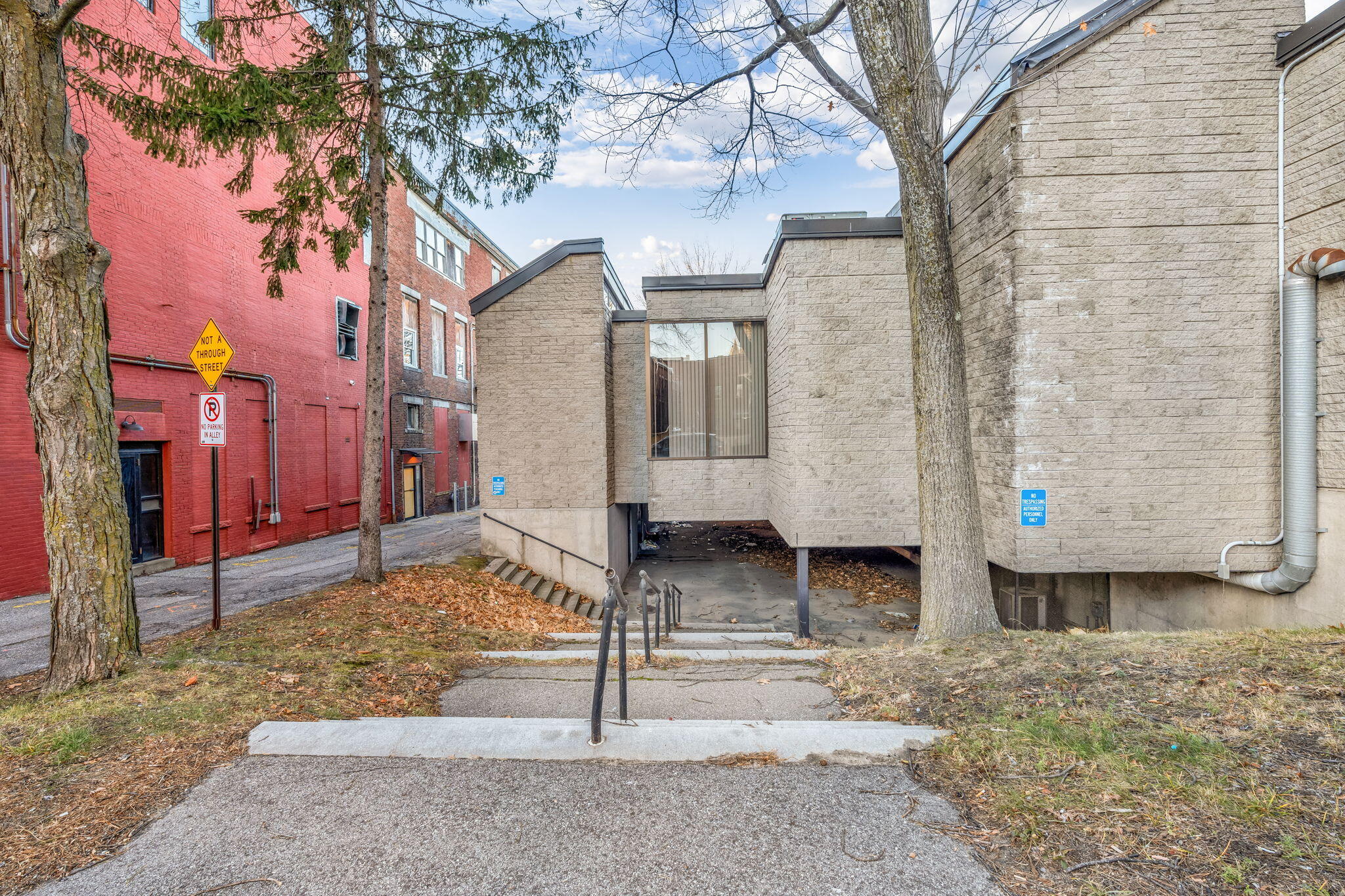 85 Park Street, Lewiston, ME, 04240