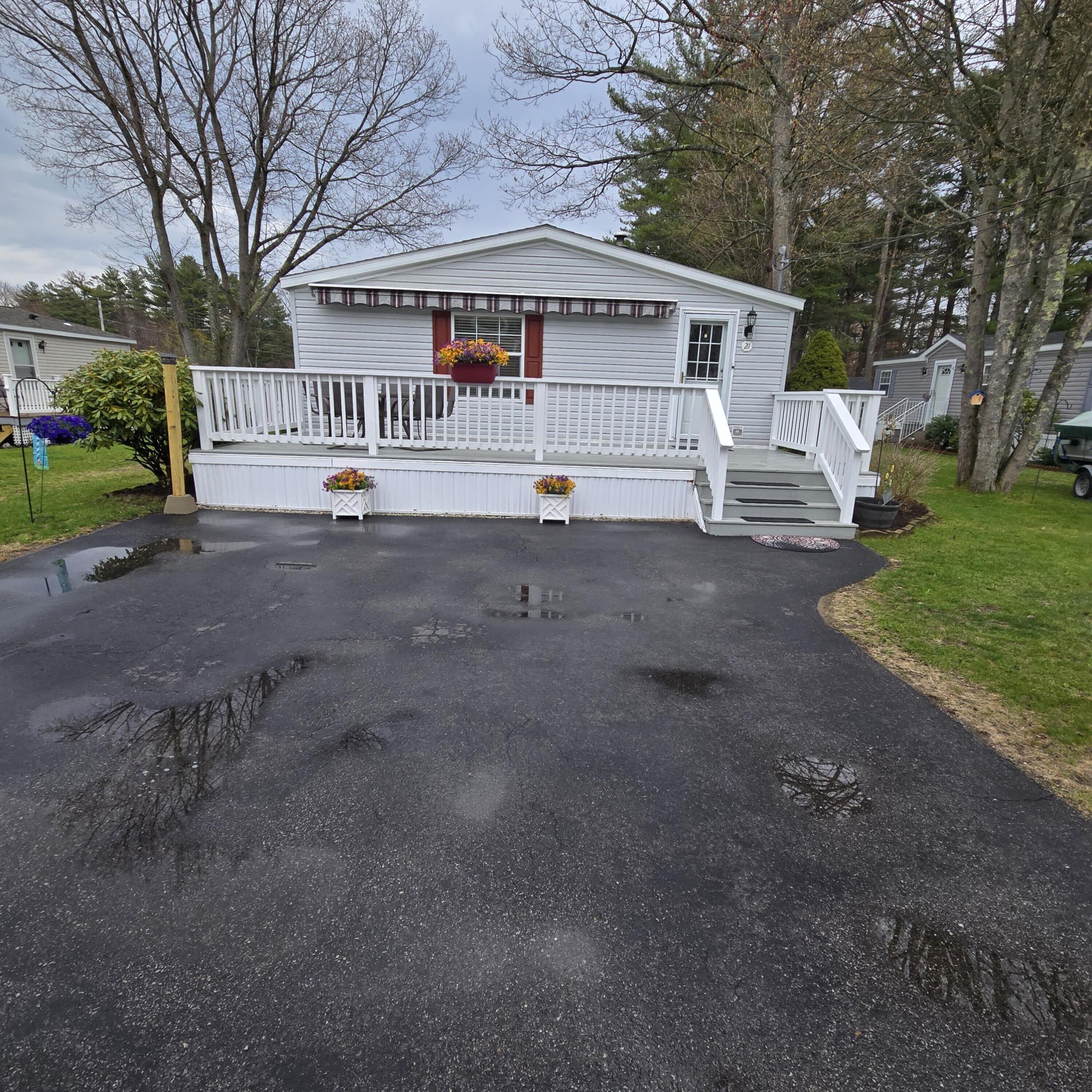 947 W Main Street, Dover-foxcroft, ME, 04426