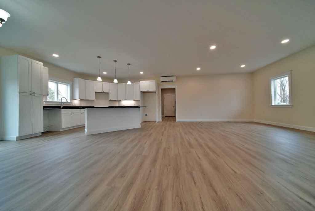 9 Lilac Lane, Houlton, ME, 04730