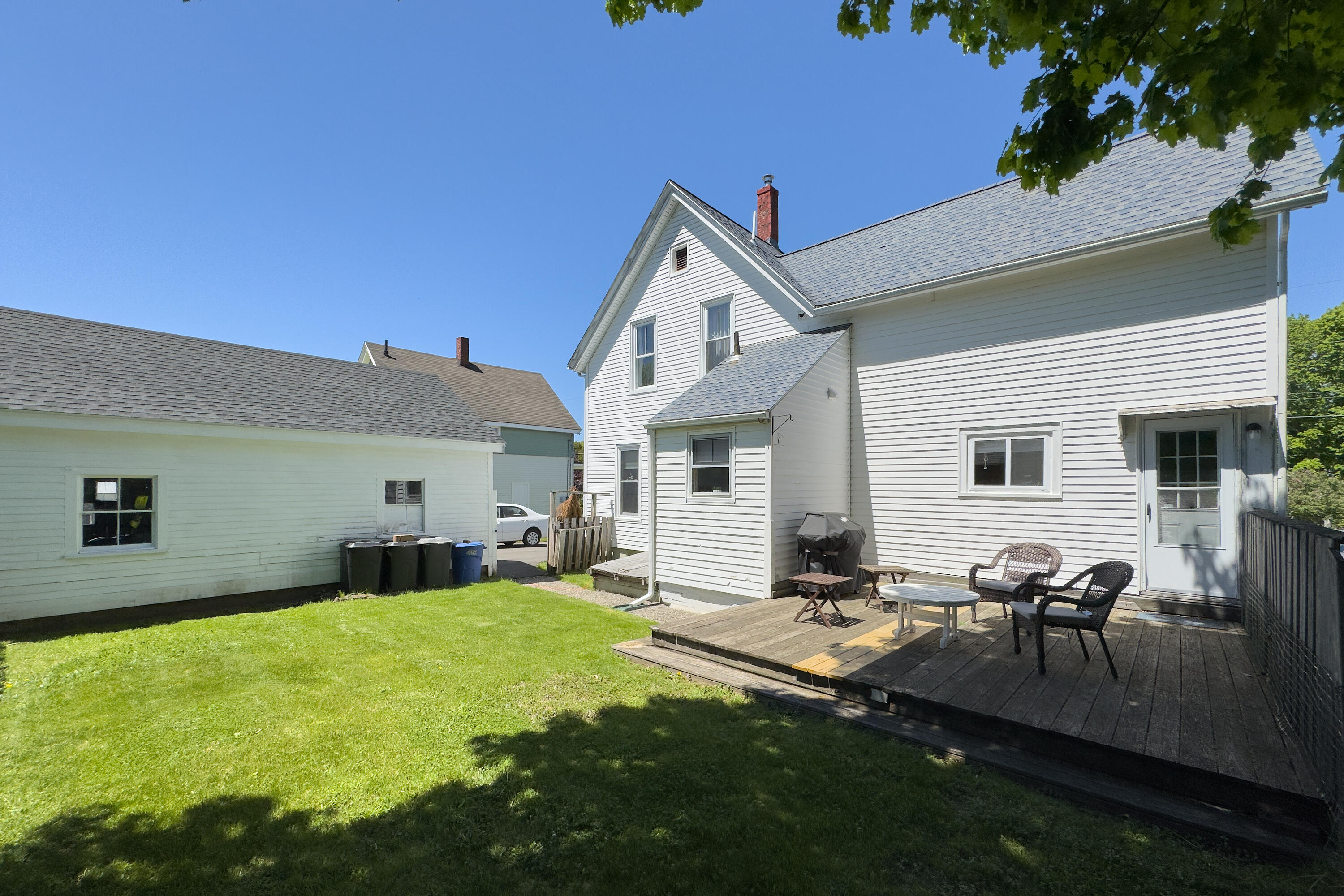 57 Crescent Street