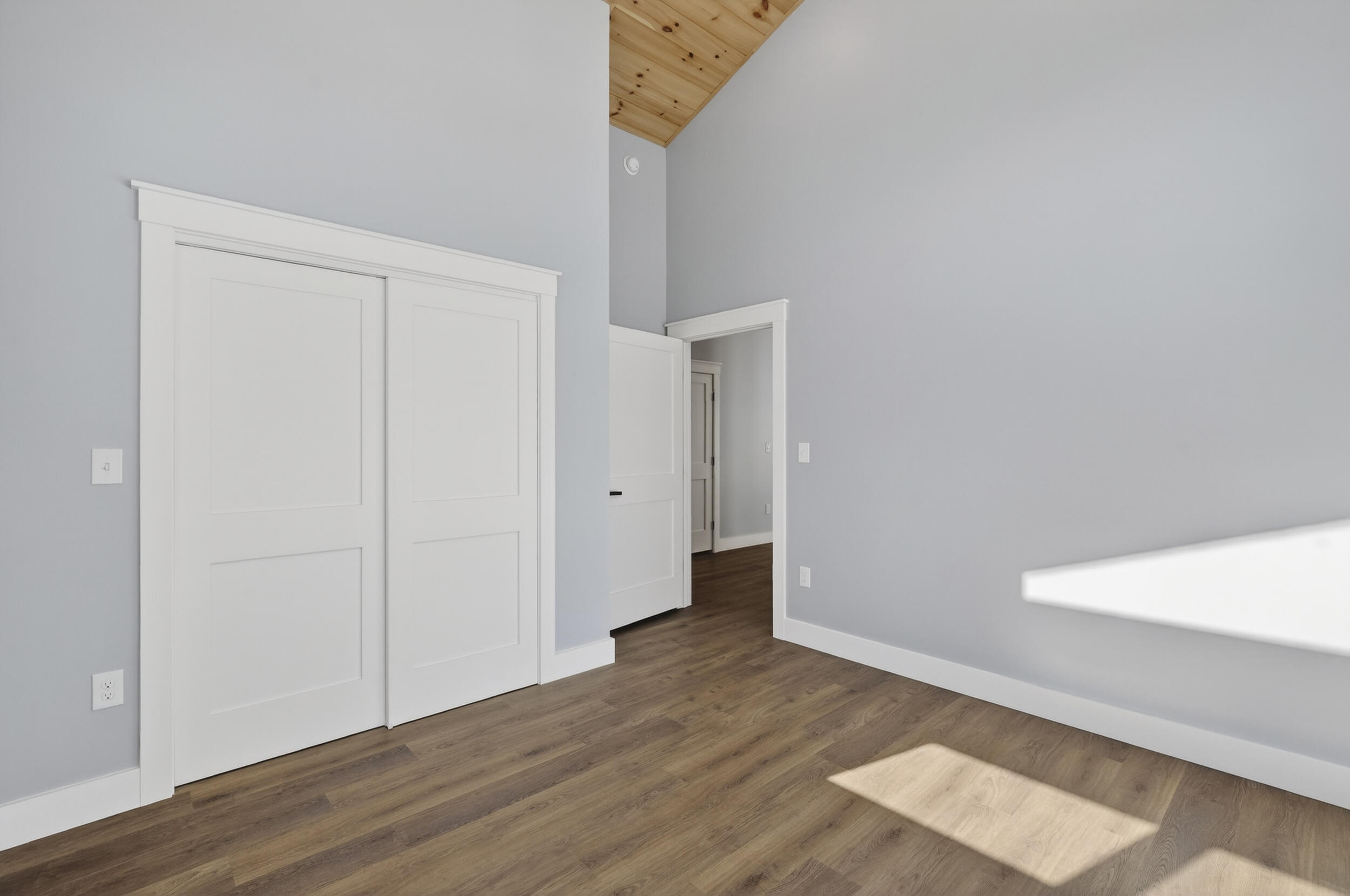295 Mount Mica Road, Paris, ME, 04281