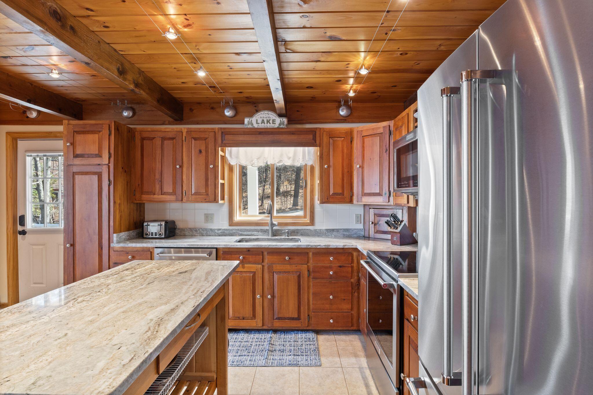 325 Concord Lane, Wakefield, NH, 03830