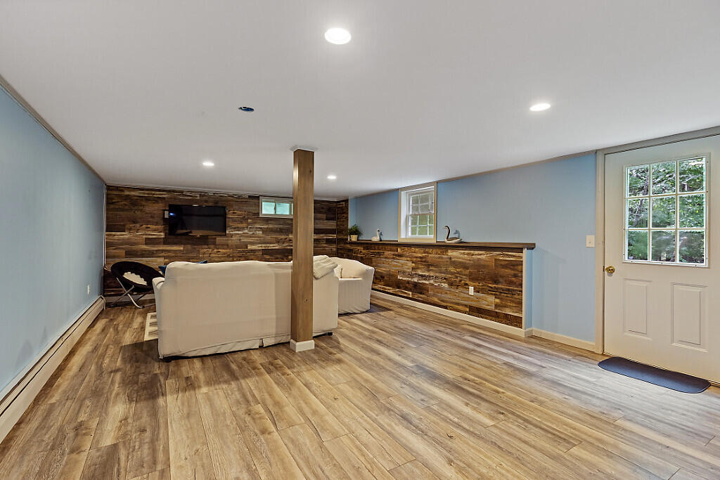 588 Banton Road, Palermo, ME, 04354