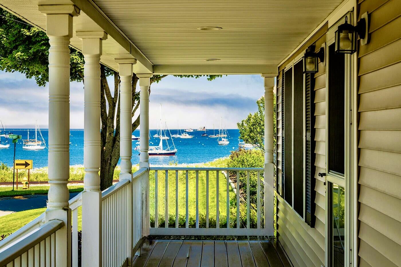 81 Crescent Street, Rockland, ME, 04841