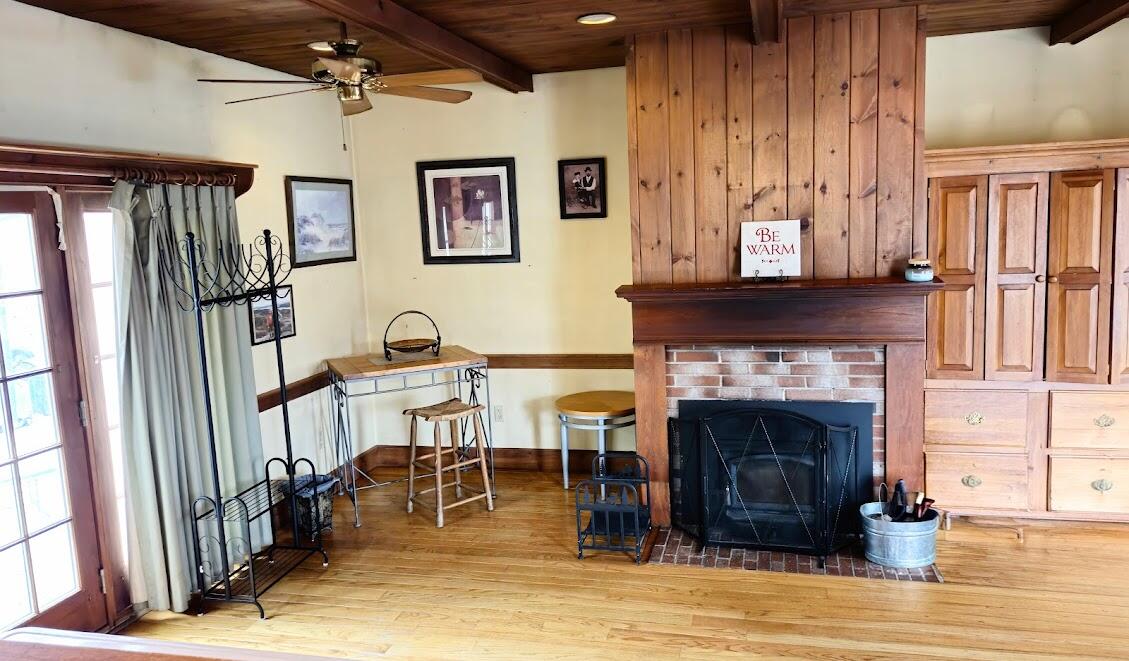 12 Schoolhouse Lane, Hampden, ME, 04444