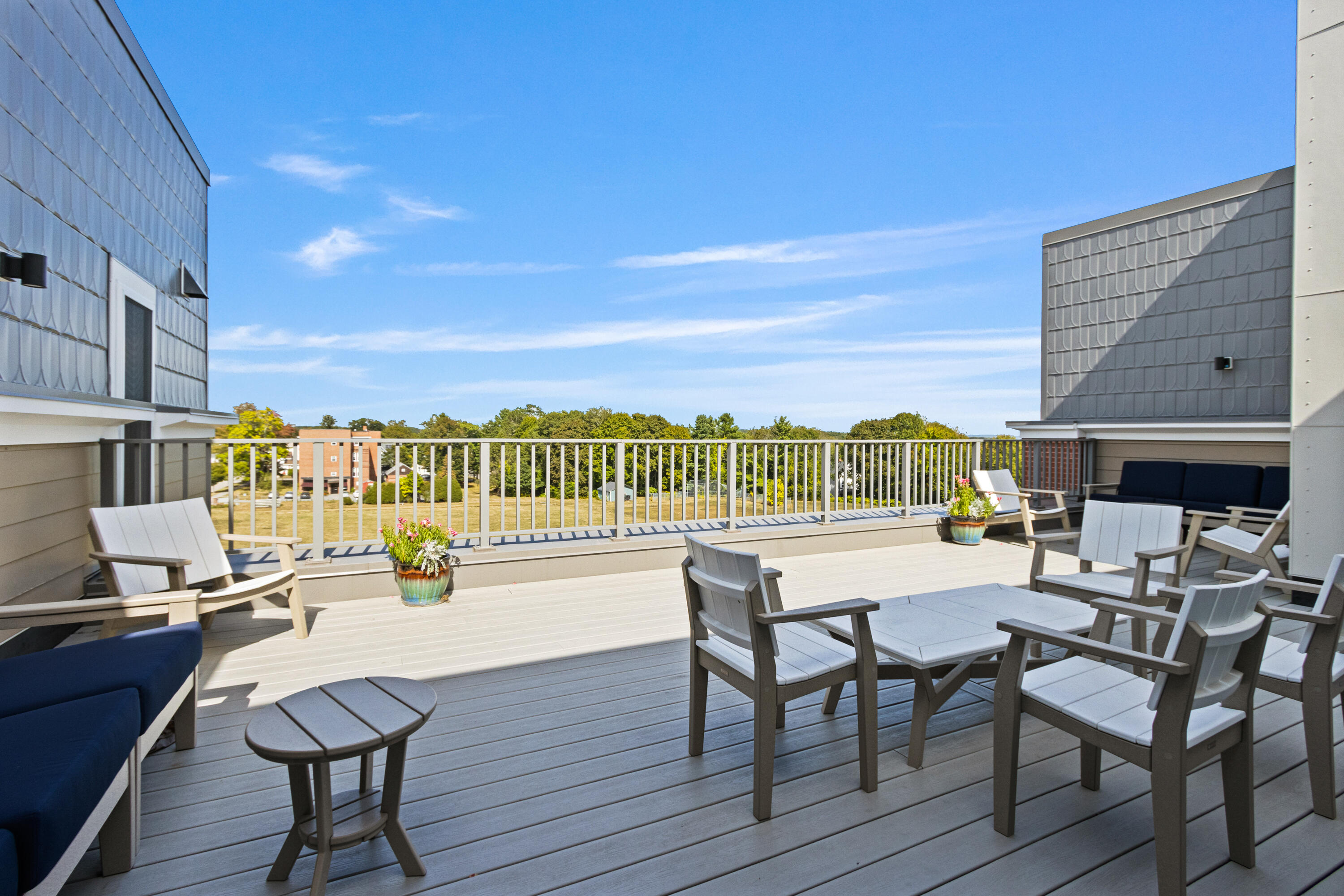 75 McAuley Way UNIT 207, Portland, ME, 04103