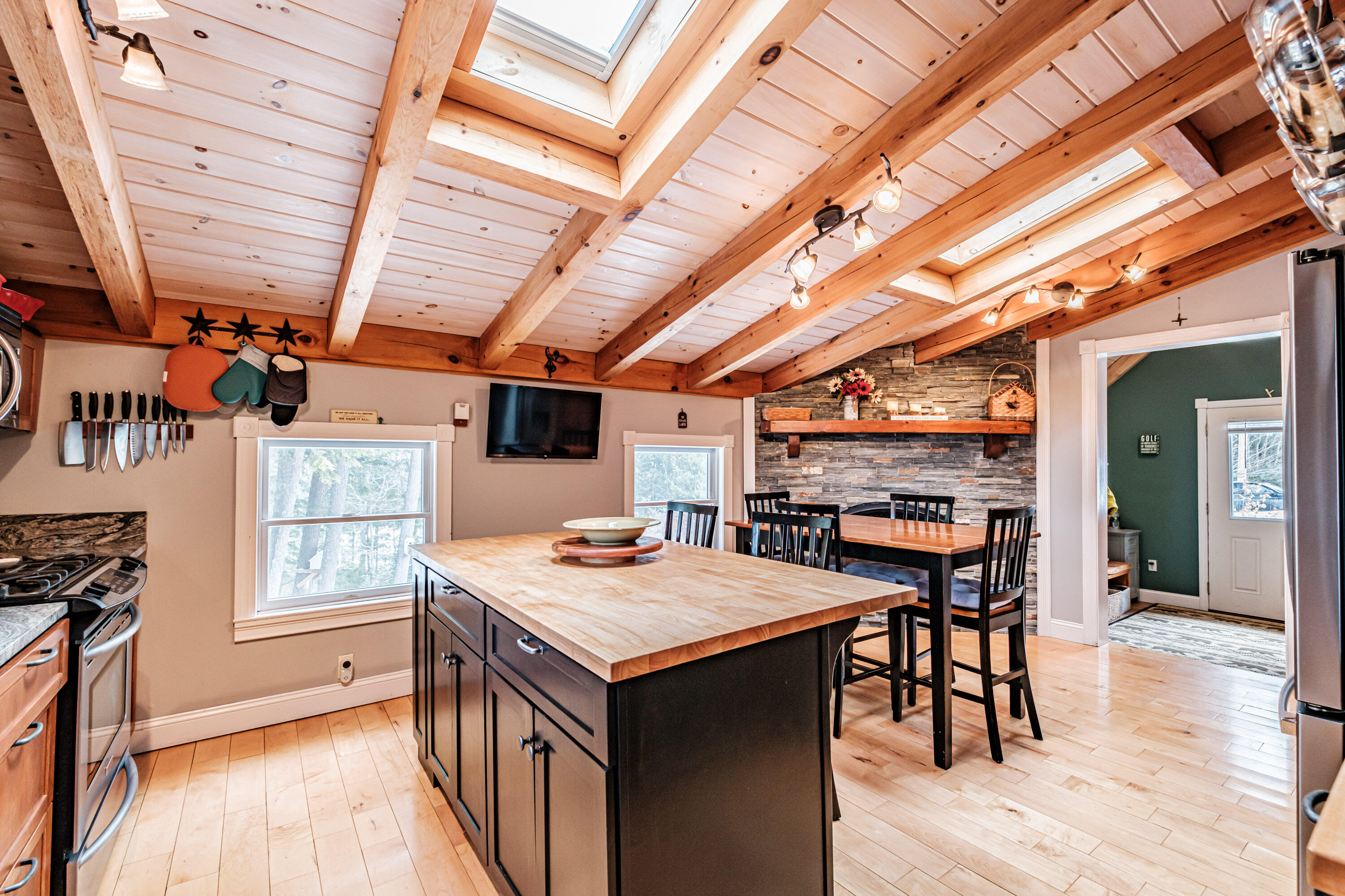 128 Oak Hill Drive, Woodstock, ME, 04219